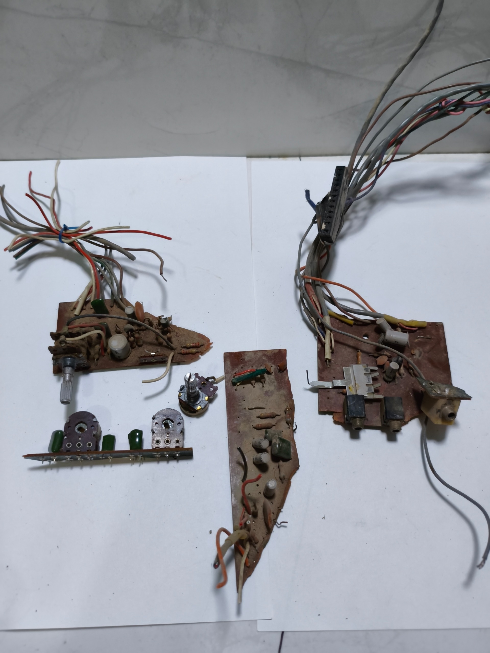 مقداری برد رادیو ضبط