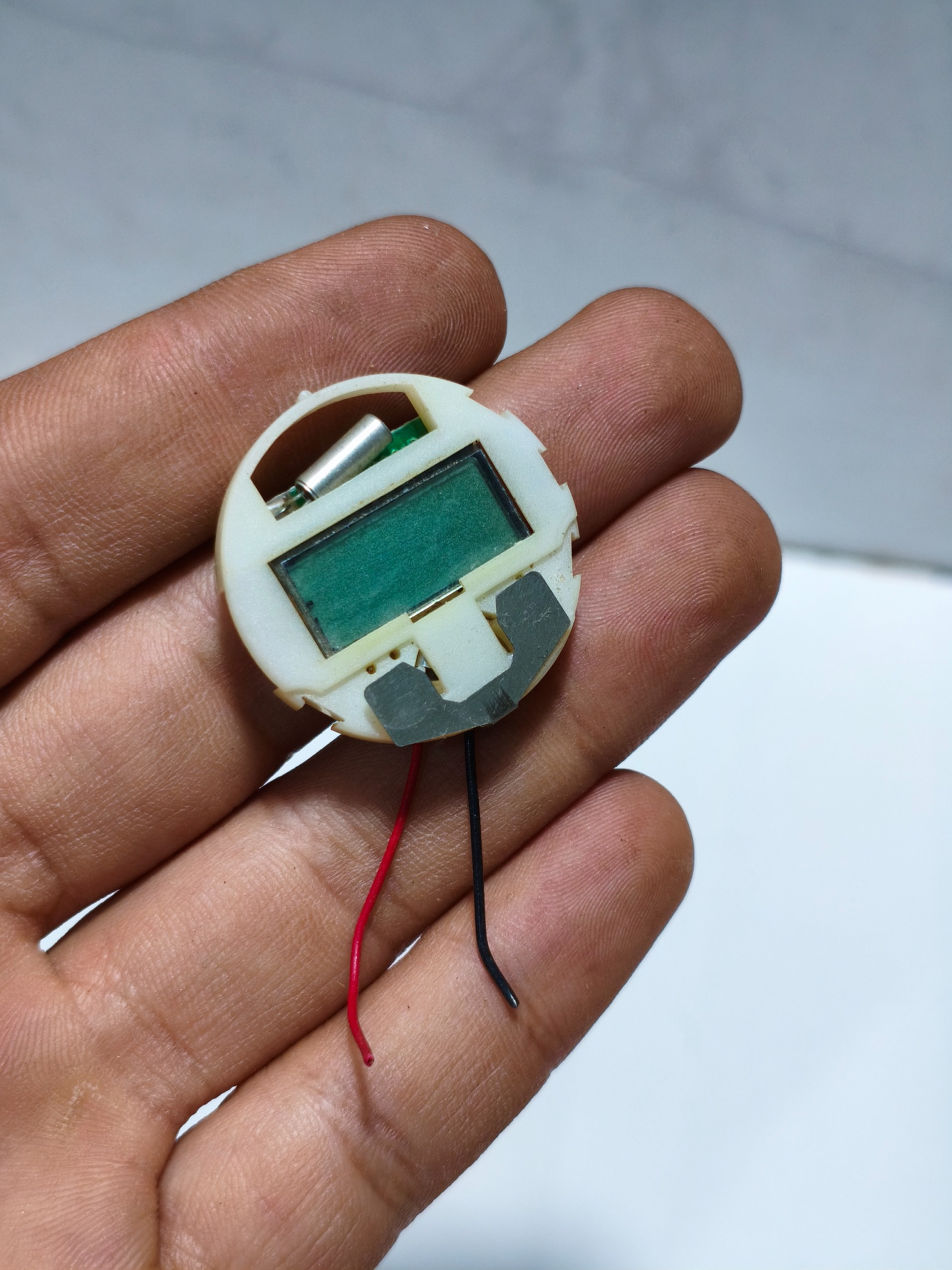 ساعت دیجیتال رادیو و ضبط
