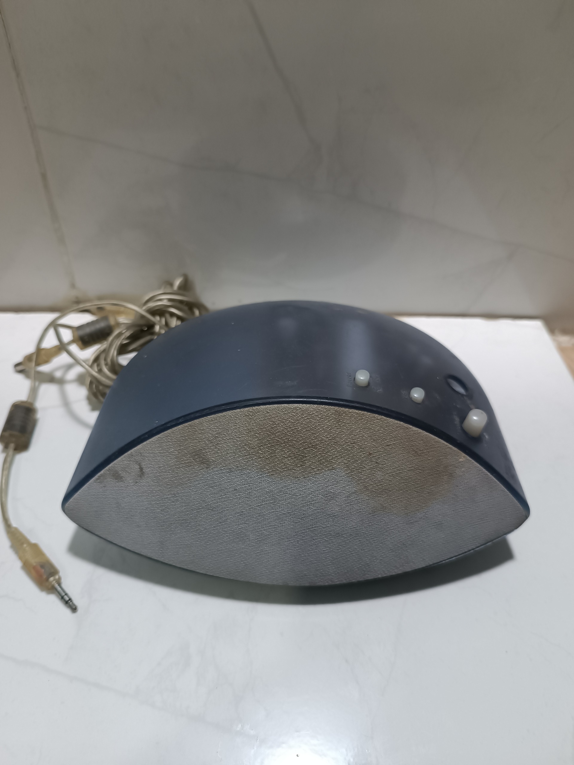 اسپیکر خاص بدنه شفاف