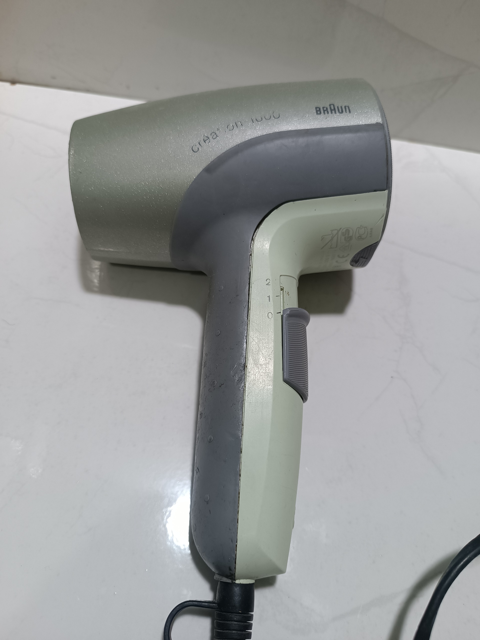 سشوار مسافرتی براوون ایرلندی اصل