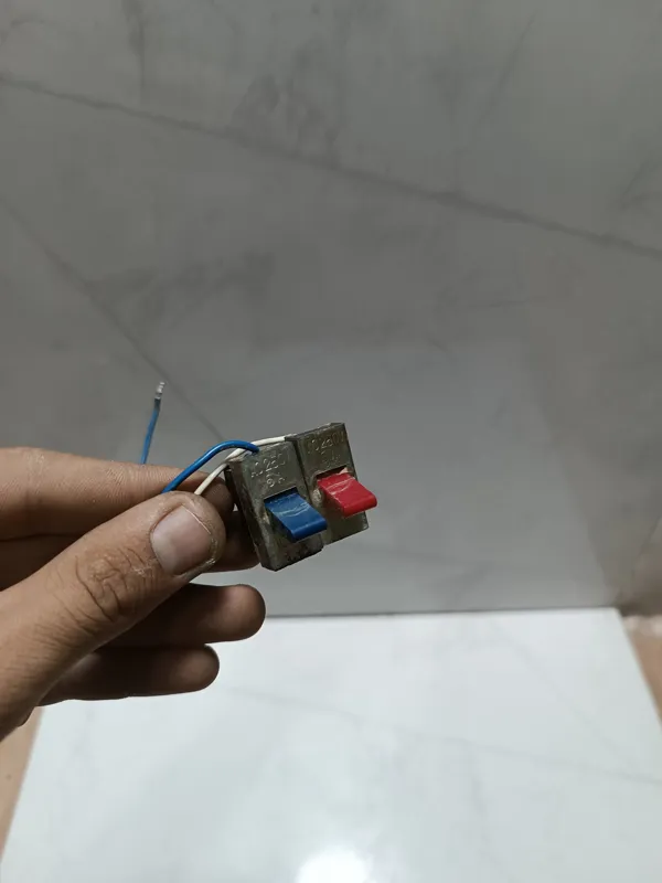 کلید سوییچ ولتاژ و آمپر