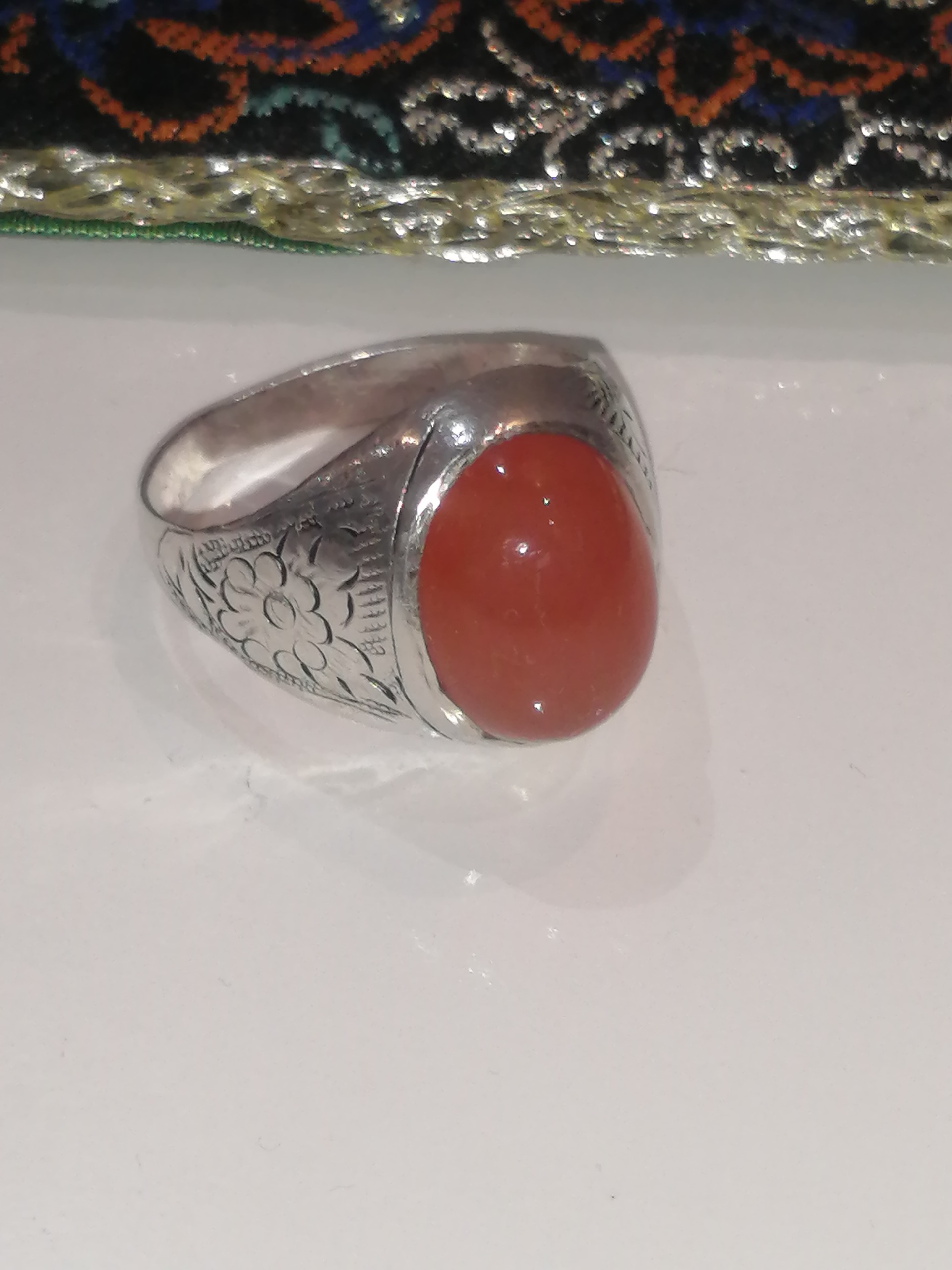 انگشتر نقره عقیق کهنه پرتقالی