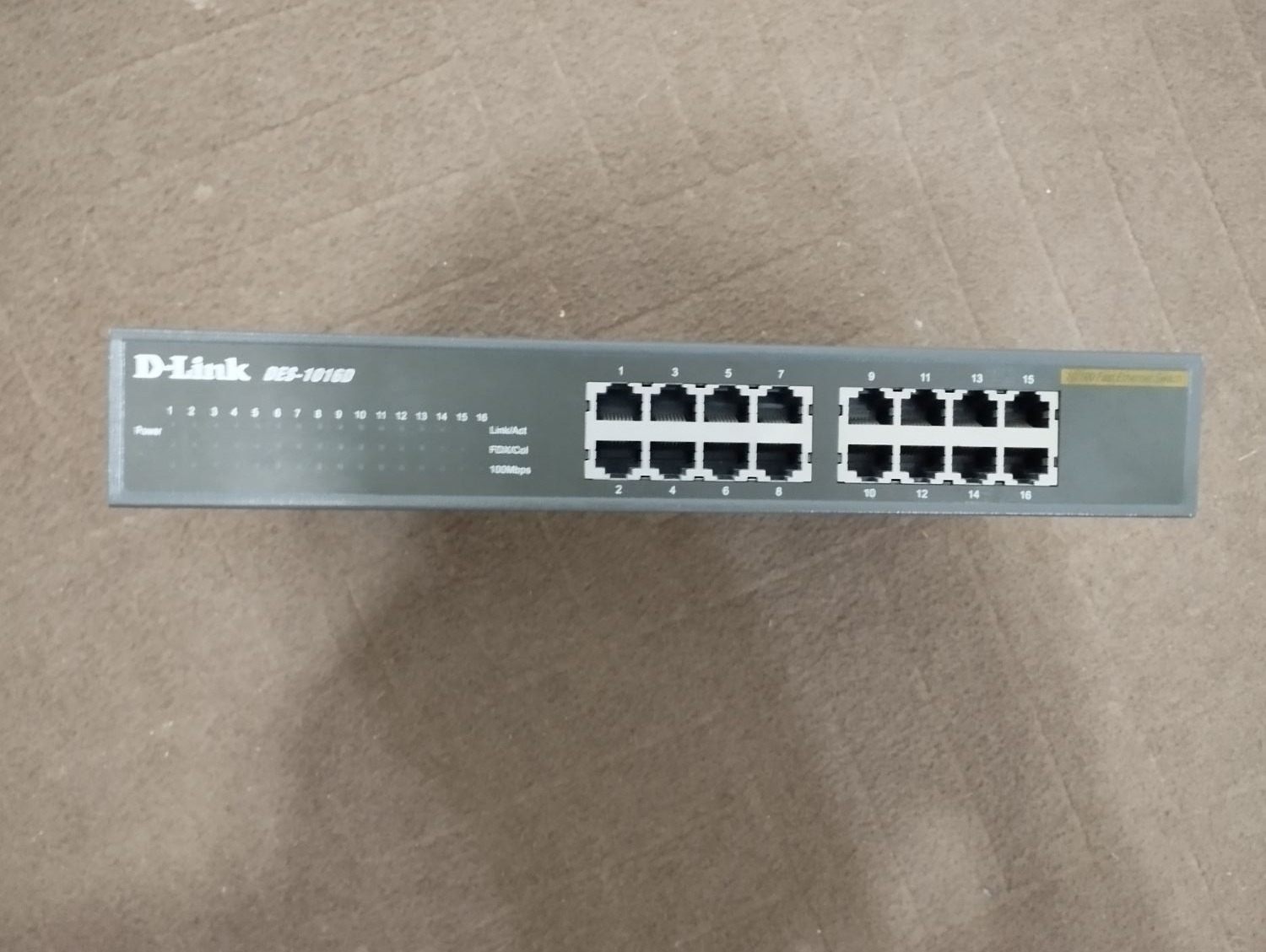 سوئیچ شبکه 16 پورت Dlink