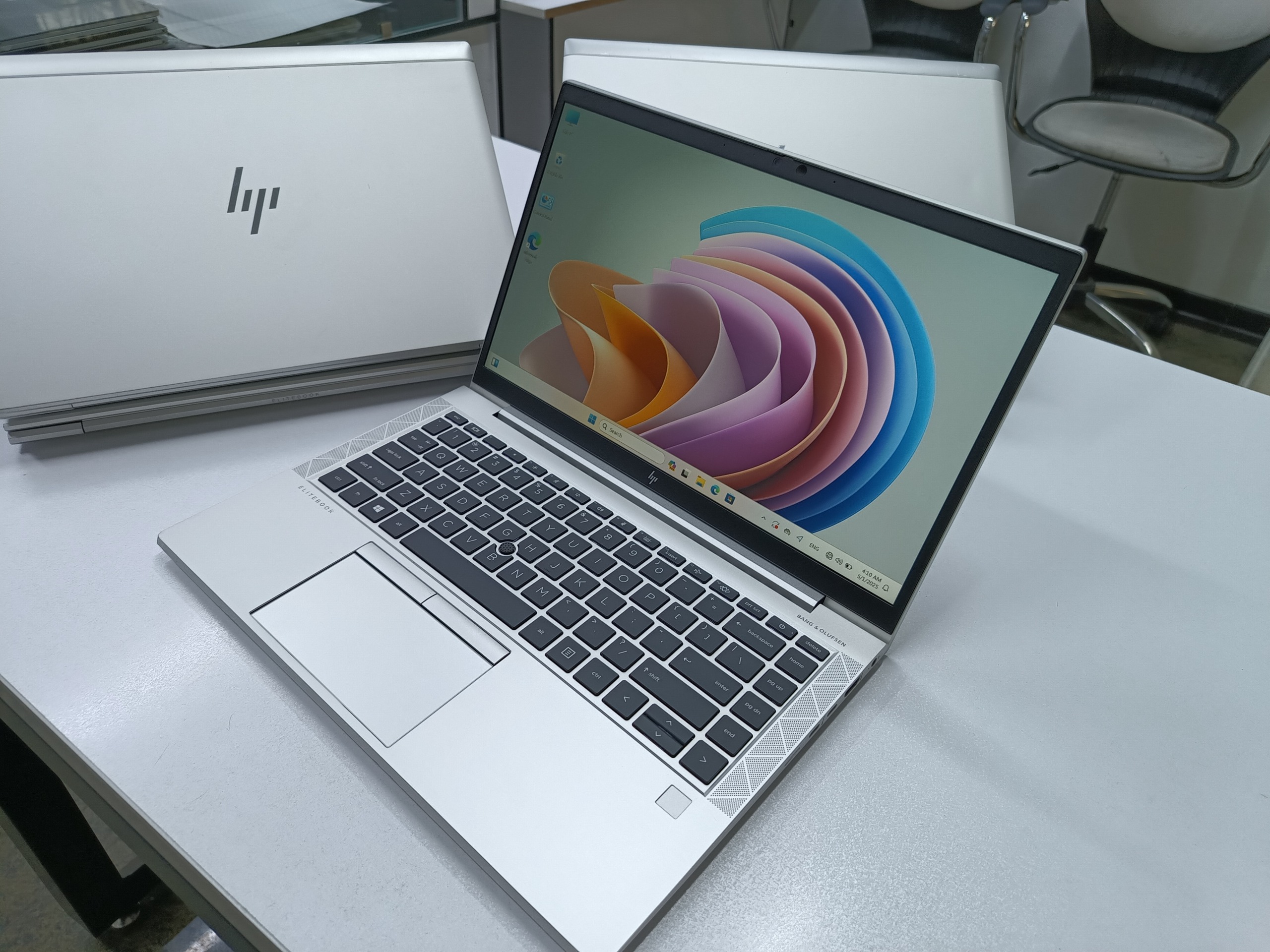 لپ تاپ hp EliteBook 845 G7 سیم کارت خور بدنه فلزی