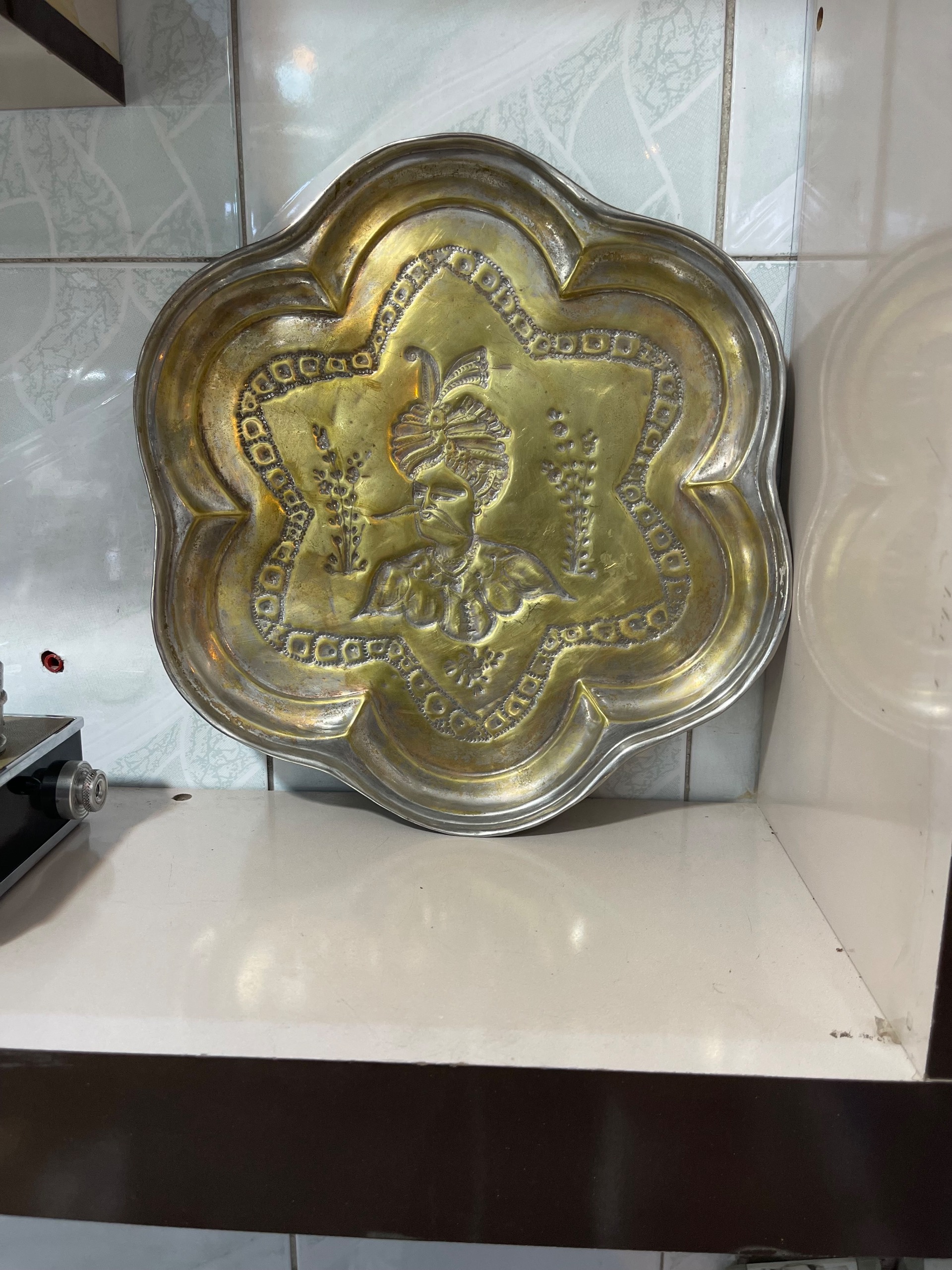 سینی برنجی قدیمی