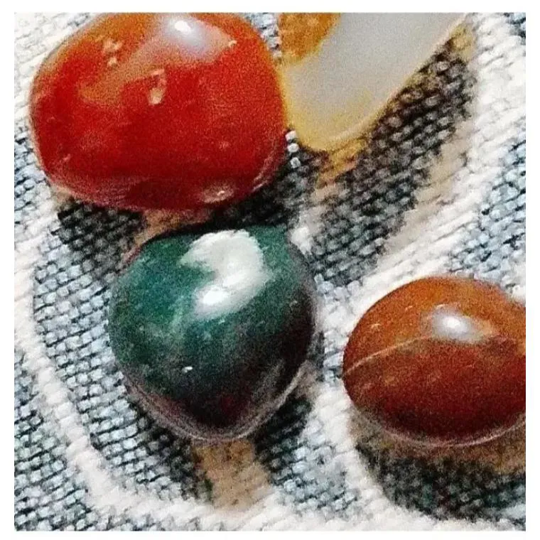 سنگ تراش نخورده جاسپر