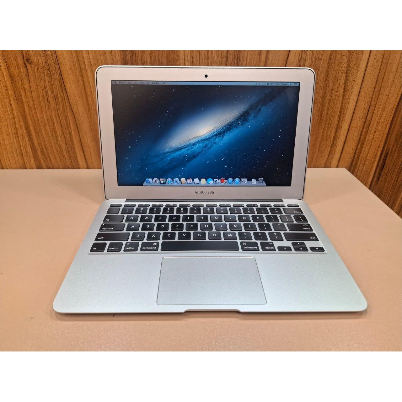 لپ تاپ apple macBook Air 2015 در حد نو