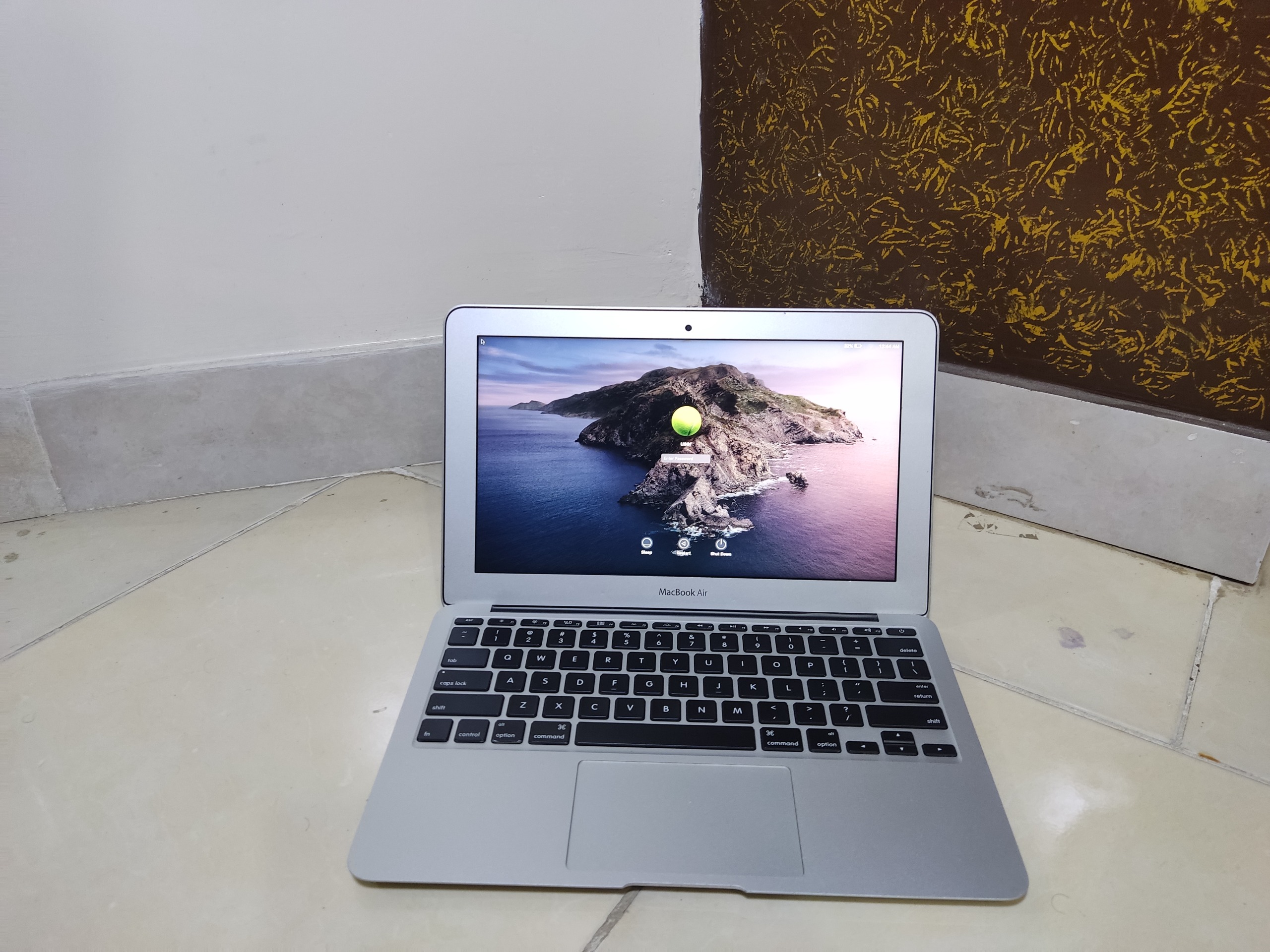 مک بوک Air 2015 apple در حد نو