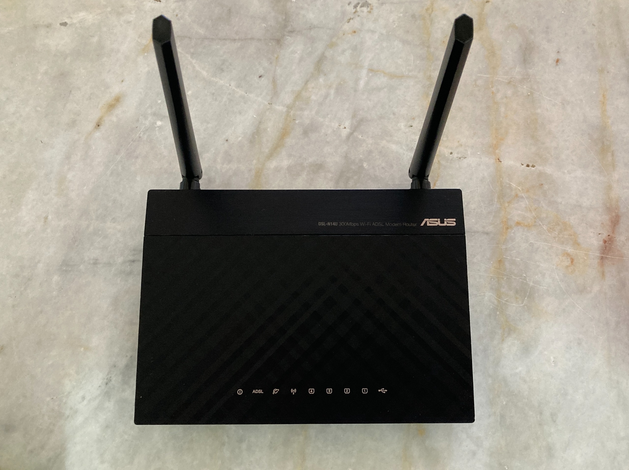 مودم روتر وایرلس N300 برند ASUS