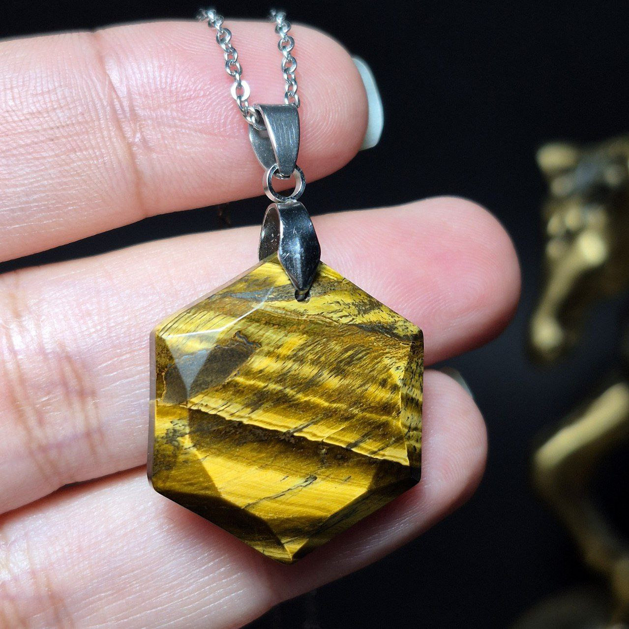 آویز گردنبند سنگ چشم ببر معدنی کد Z7134