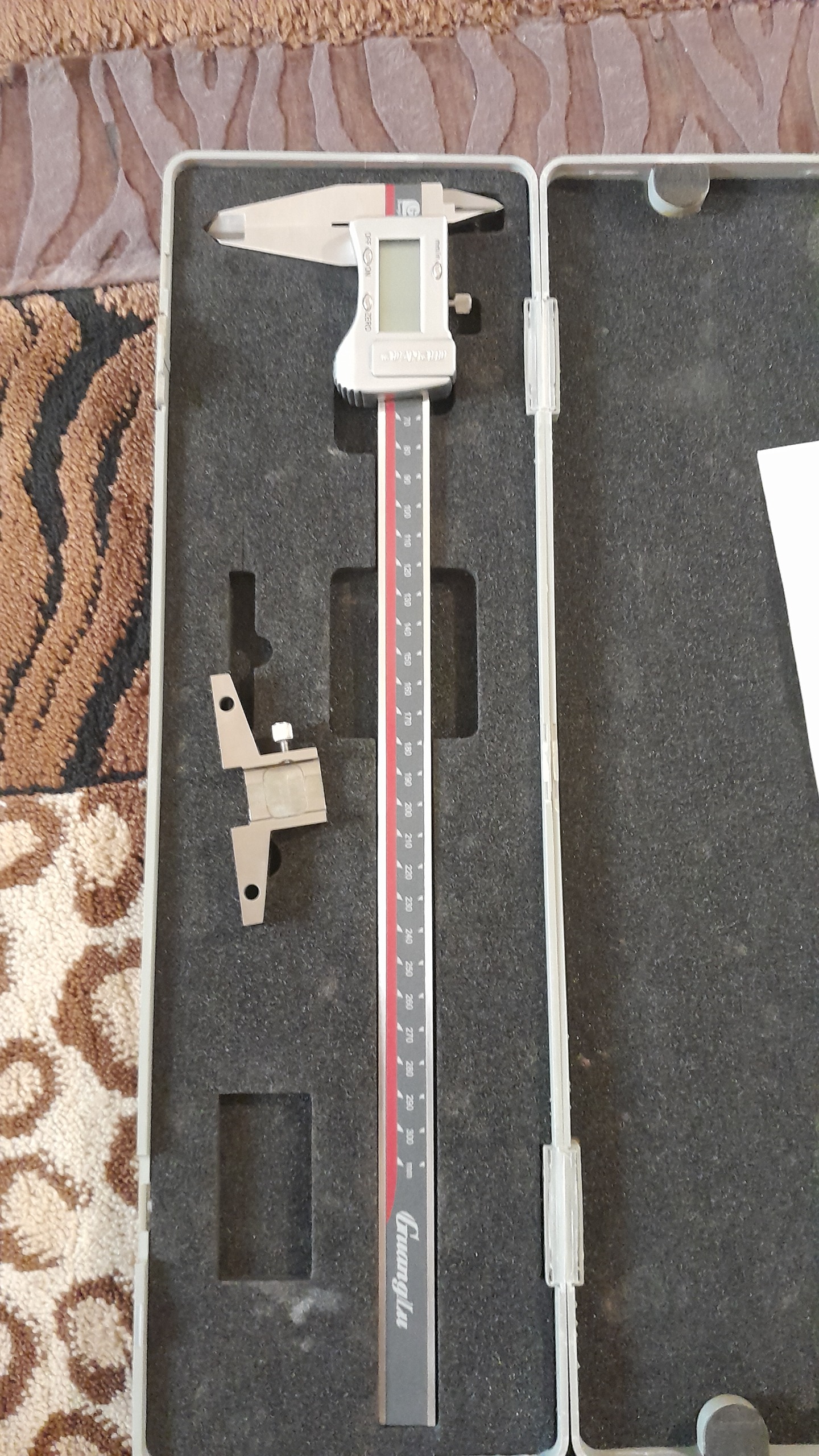 کولیس دیجیتال الجی گانگلو