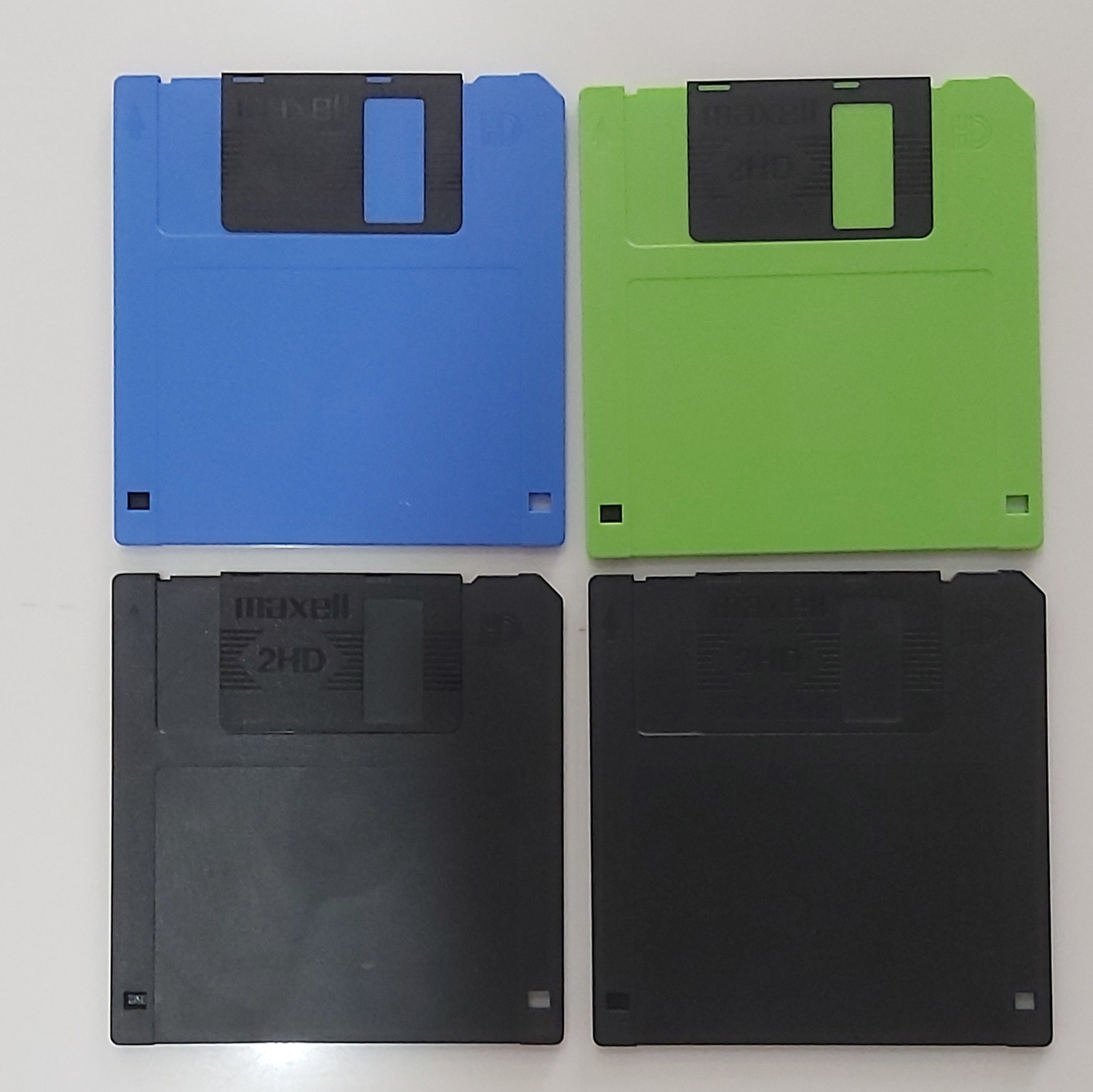 4 عدد فلاپی دیسک ماکسل