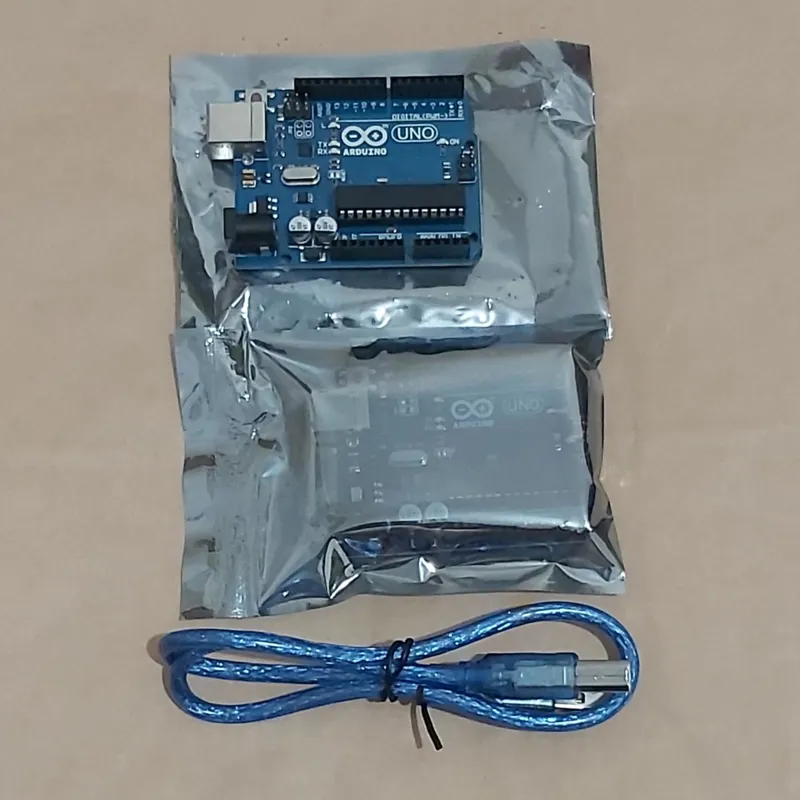 دو عدد برد Arduino UNO