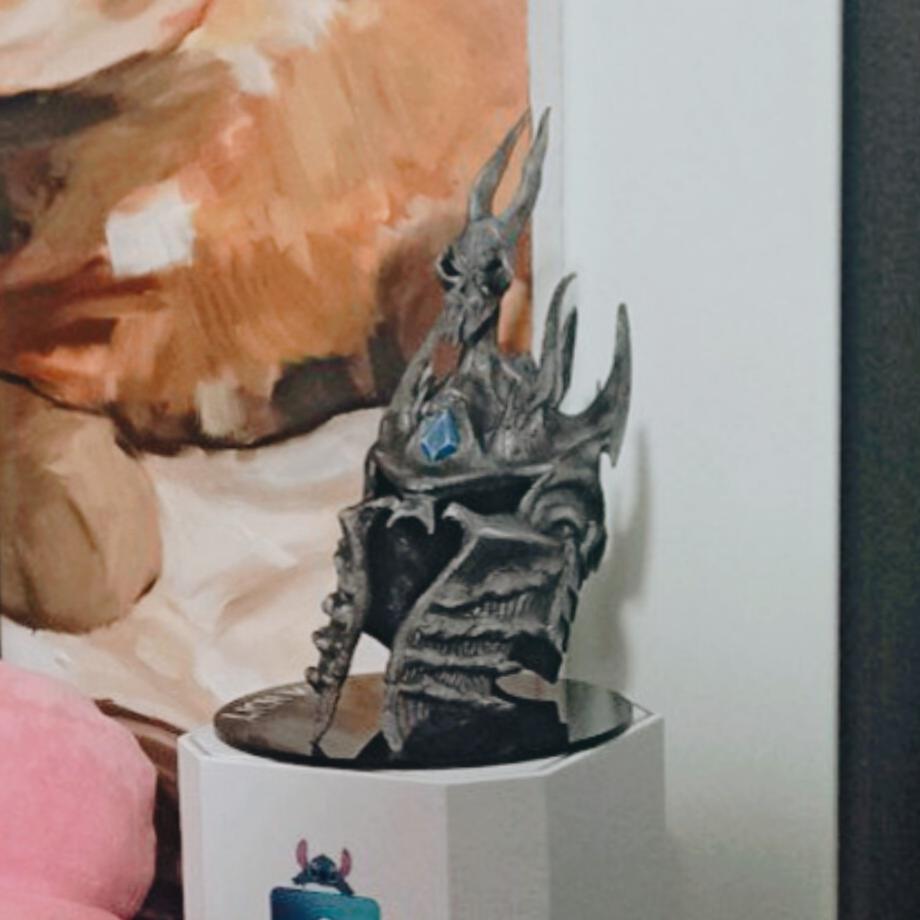 فیگور Lich King Helmet