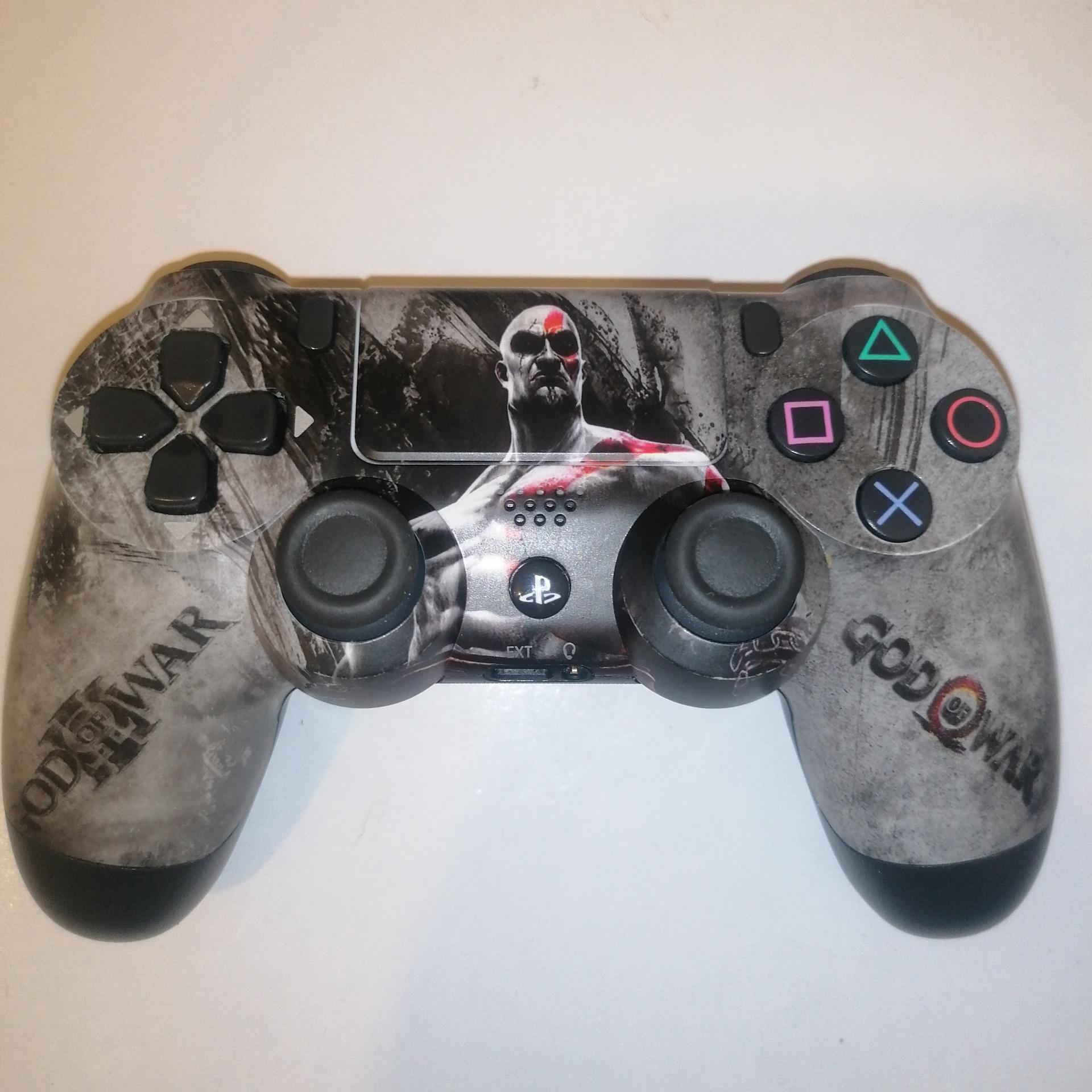 دسته های کپی ps4 باندل گاد اف وار کد 28