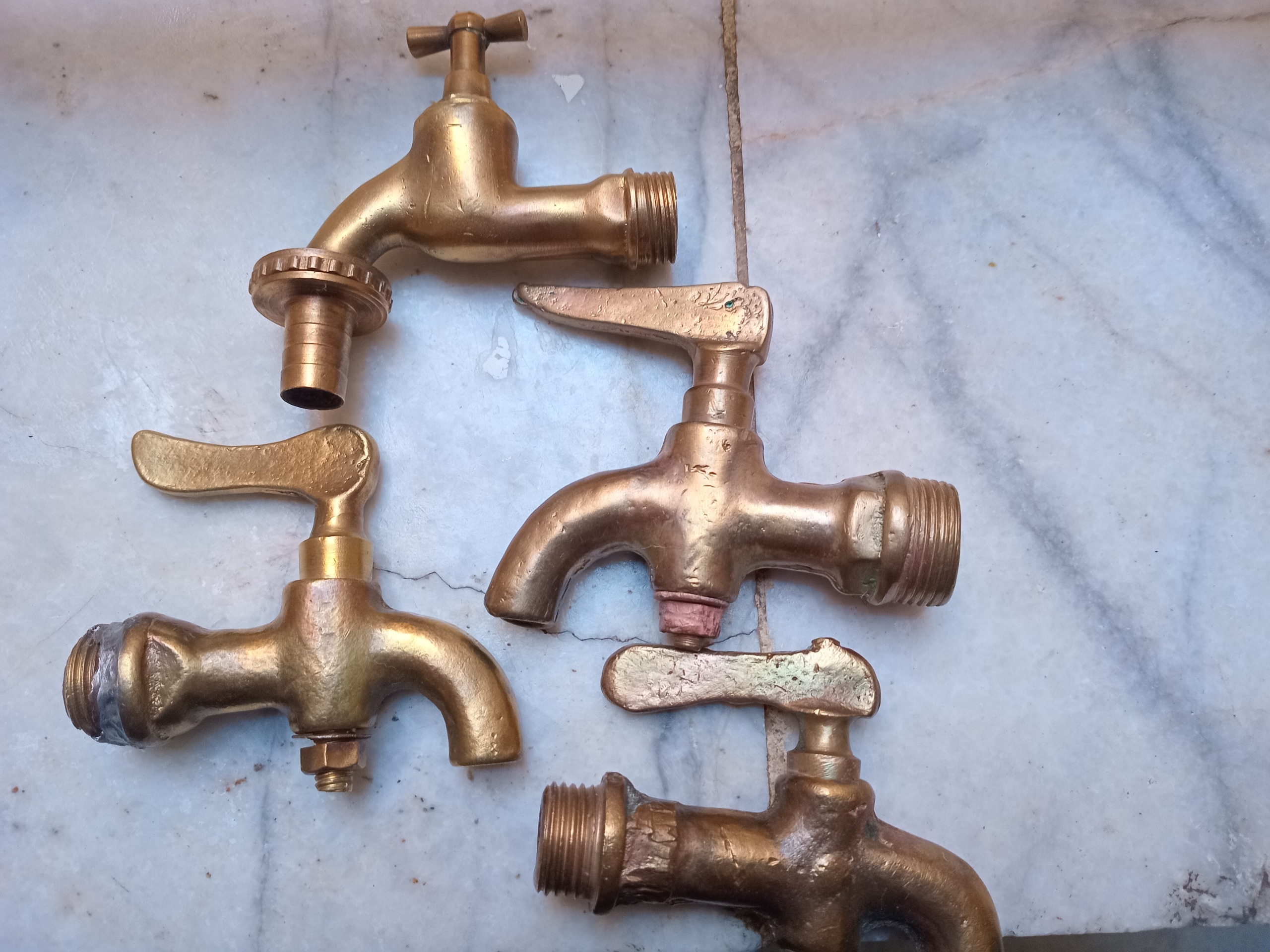 شیراب قدیمی سالم وزیبا