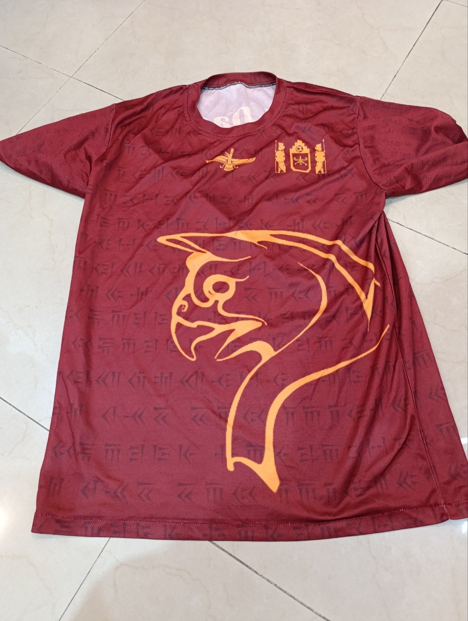 تیشرت پرسپولیس علی دایی مدل هخامنشی