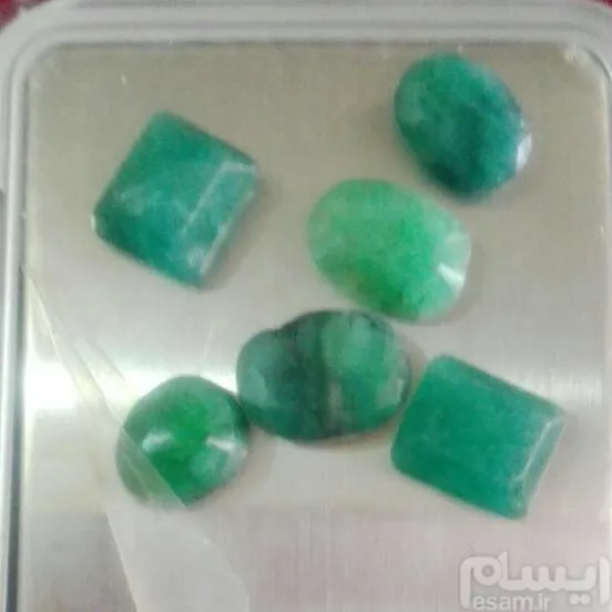 حراج عددزمرد معدنی هند یاقوت سبز