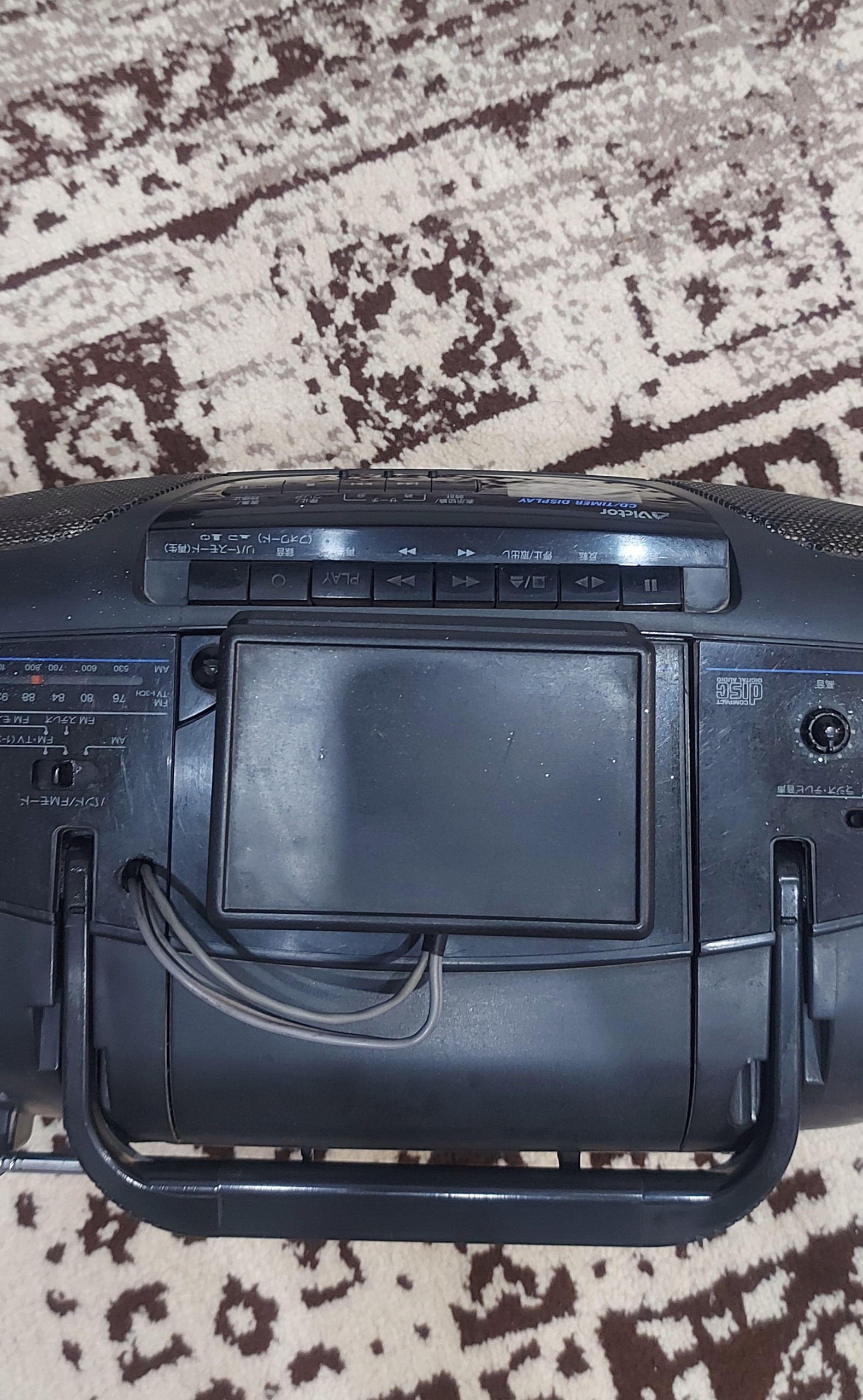 رادیو ضبط فلشخور ژاپنی