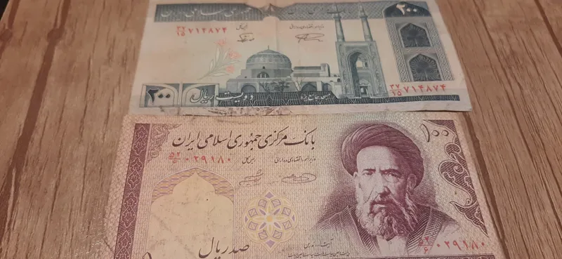 اسکناس 100 200 ریالی