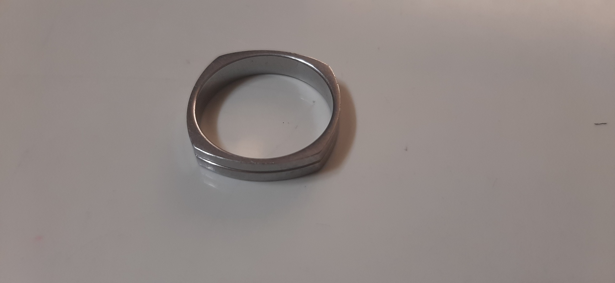 حلقه رینگی چهارگوش شیاردار