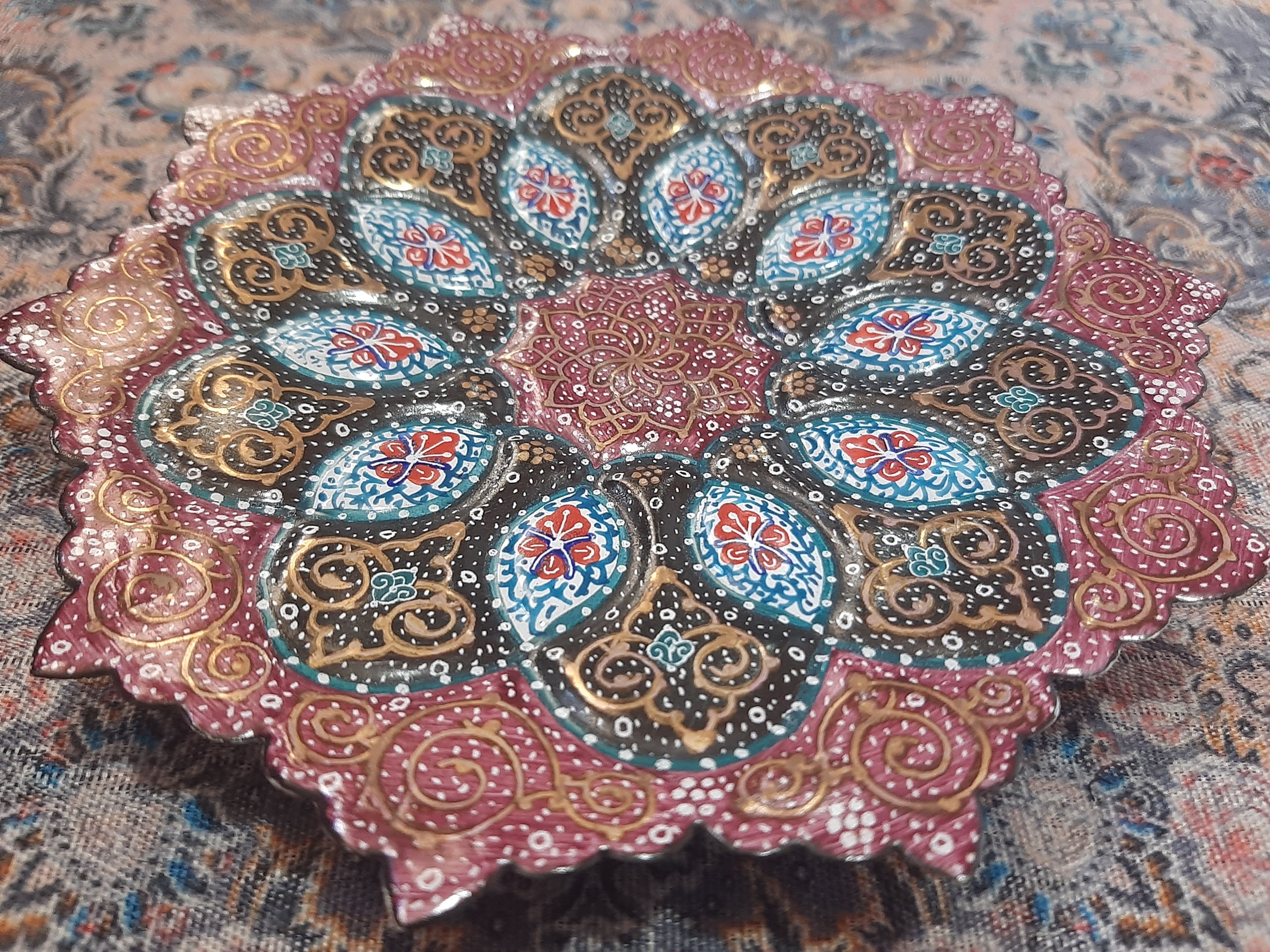 دیوارکوب فاخر و خاص