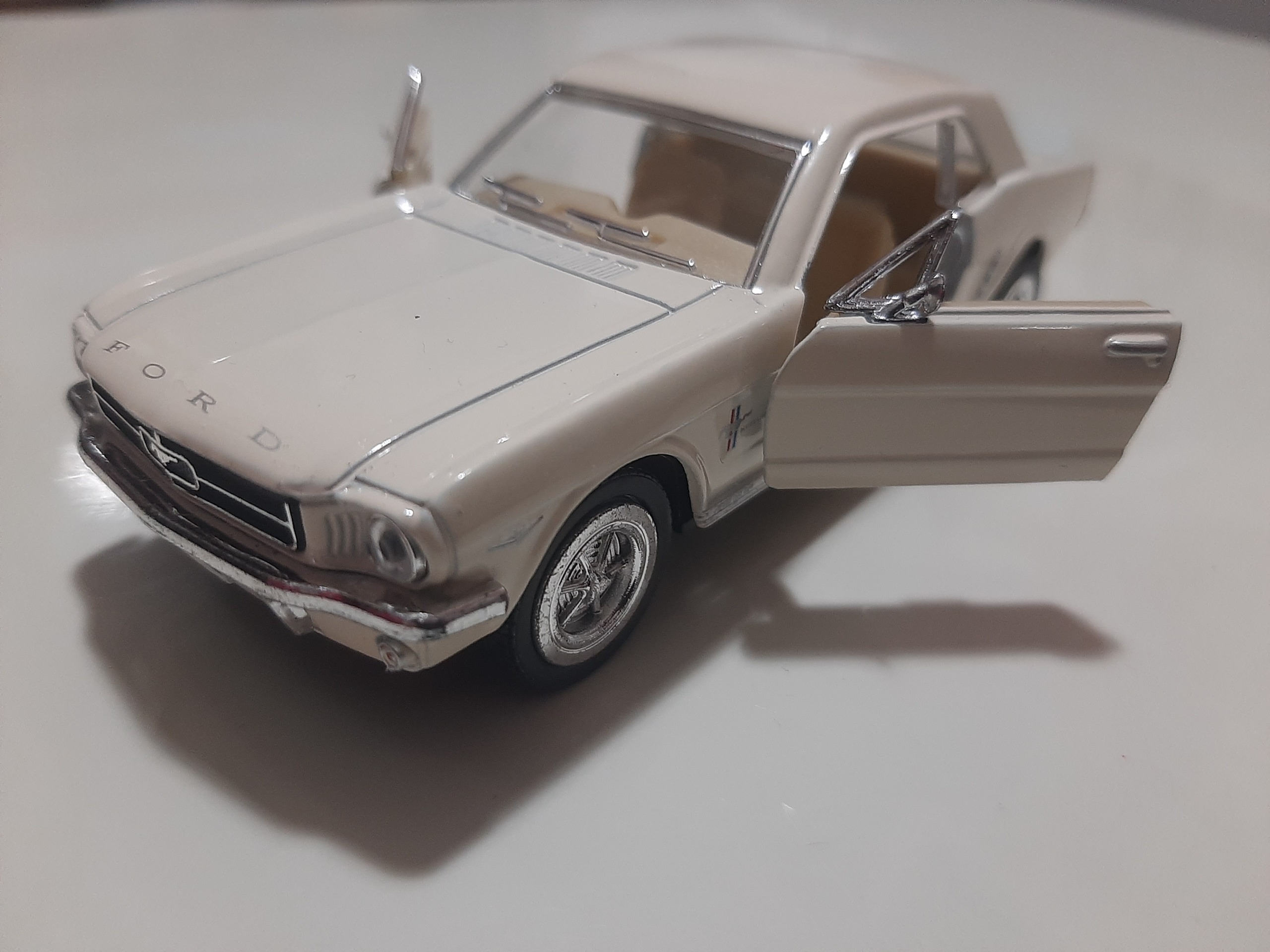 ماکت فورد موستانگ 1964