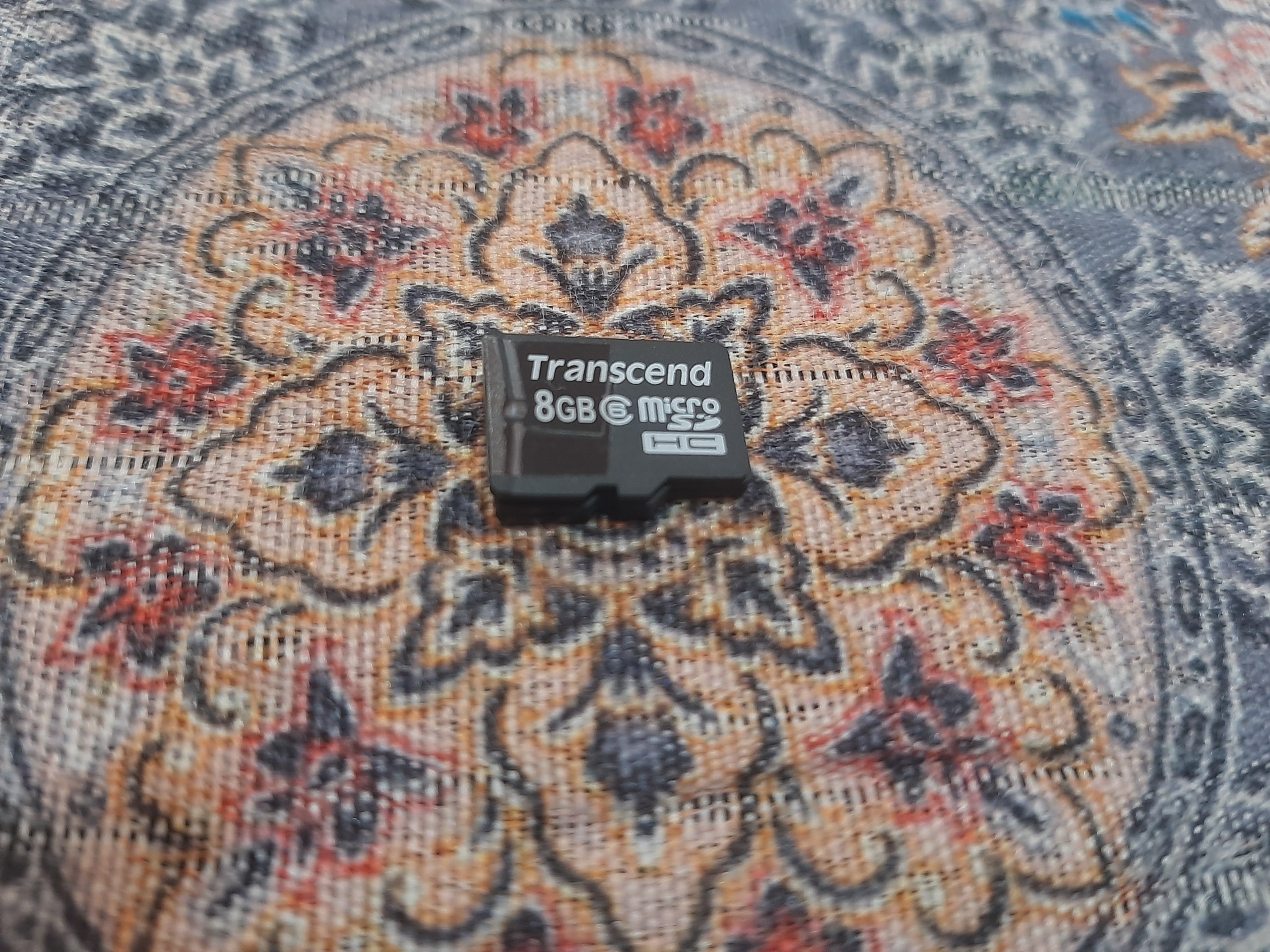 رم میکرو اس دی 1 ، 2 و 8 گیگ