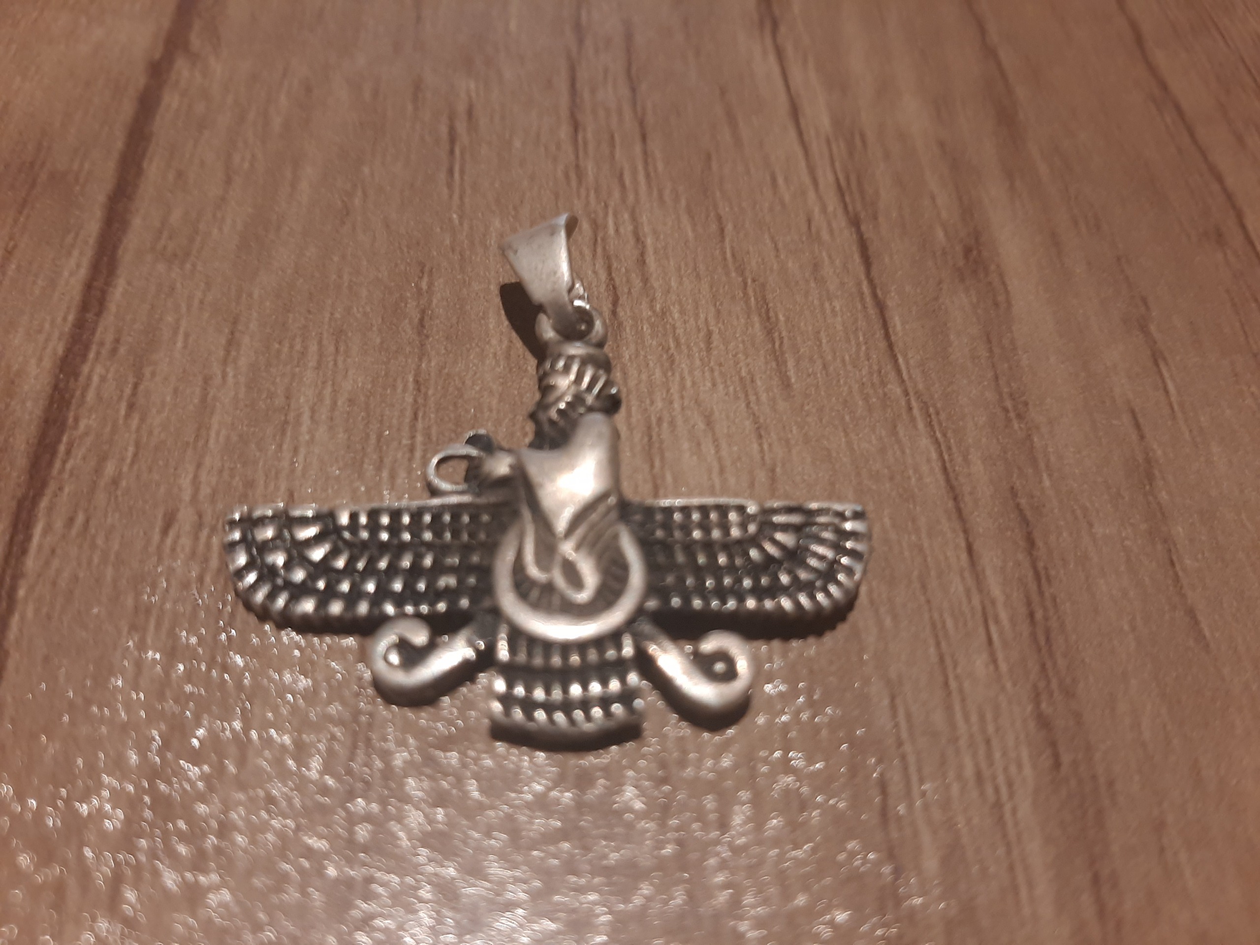 آویز فروهر نقره 925 سیاه قلمکار