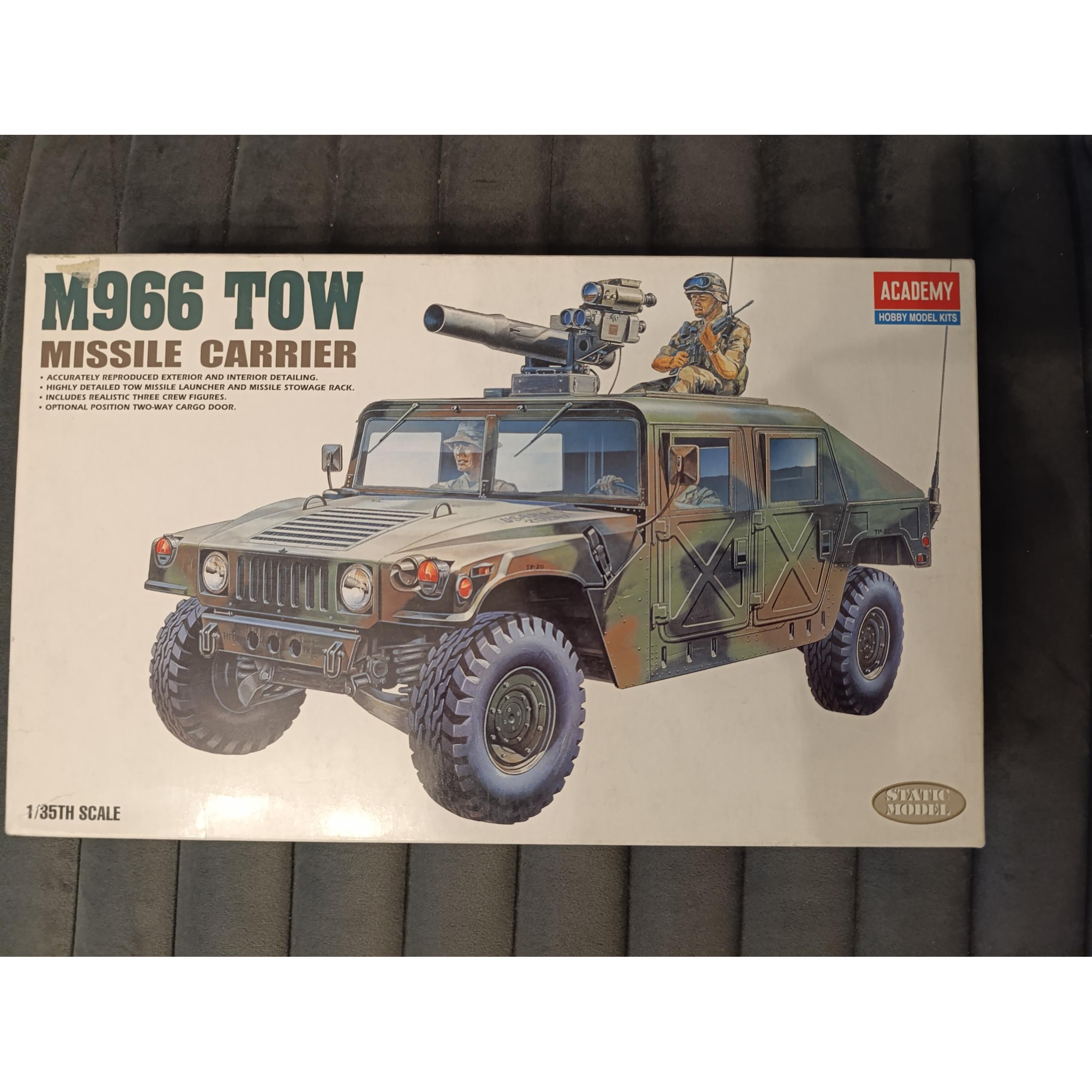 خودرو Hummer با موشک انداز TOW 1/35