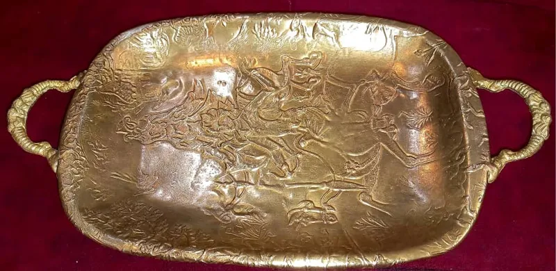 سینی برنجی قاجاریه روکش آب طلا قلم کاری