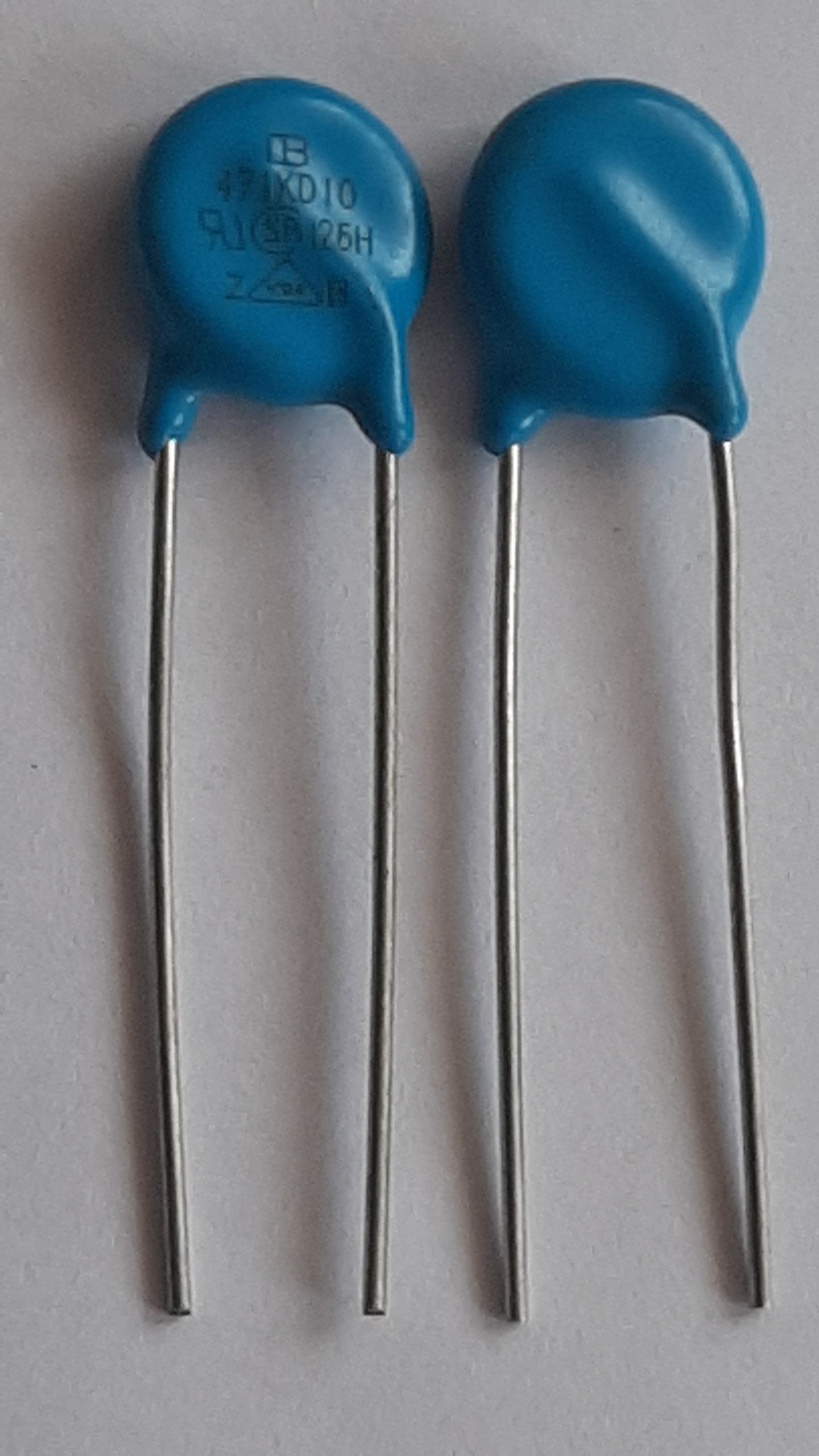وریستور VDR (10D - 470V ) بسته 100 عددی