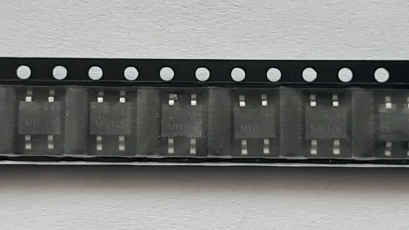 پل دیود SMD ( MB10F ) بسته 100 عددی