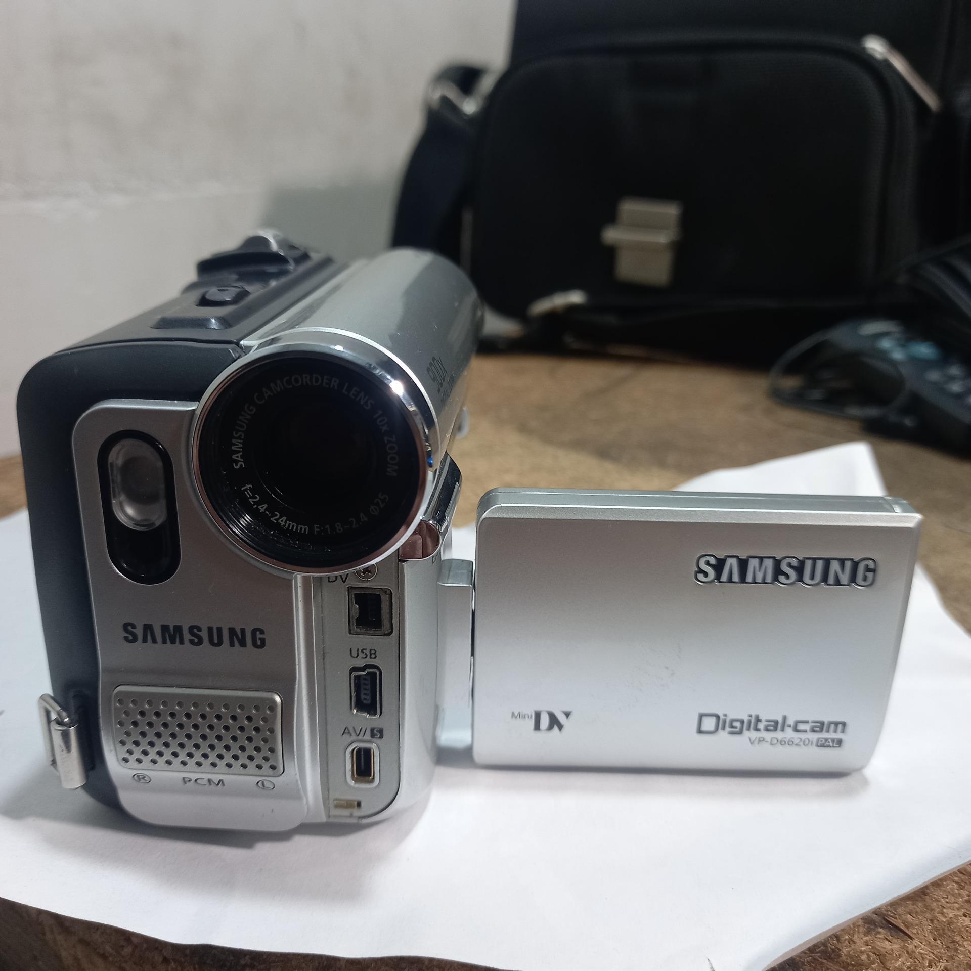 دوربین فیلمبرداری سامسونگ