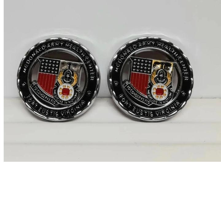 آرم پرچمآمریکا دور مشکی