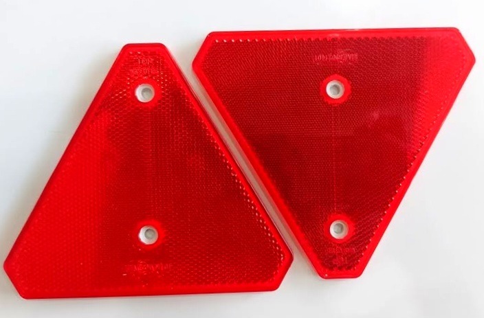 شبرنگ مثلث قرمز واس (لهستانی)