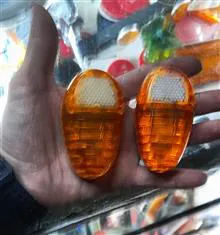 یک