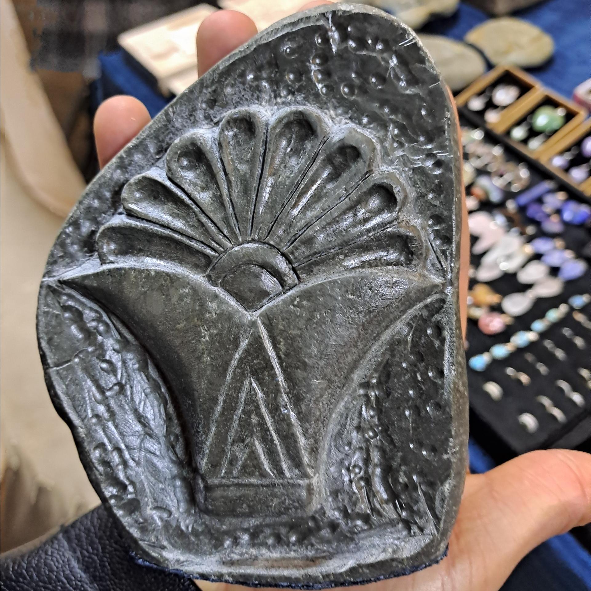 گل لوتوس هخامنش