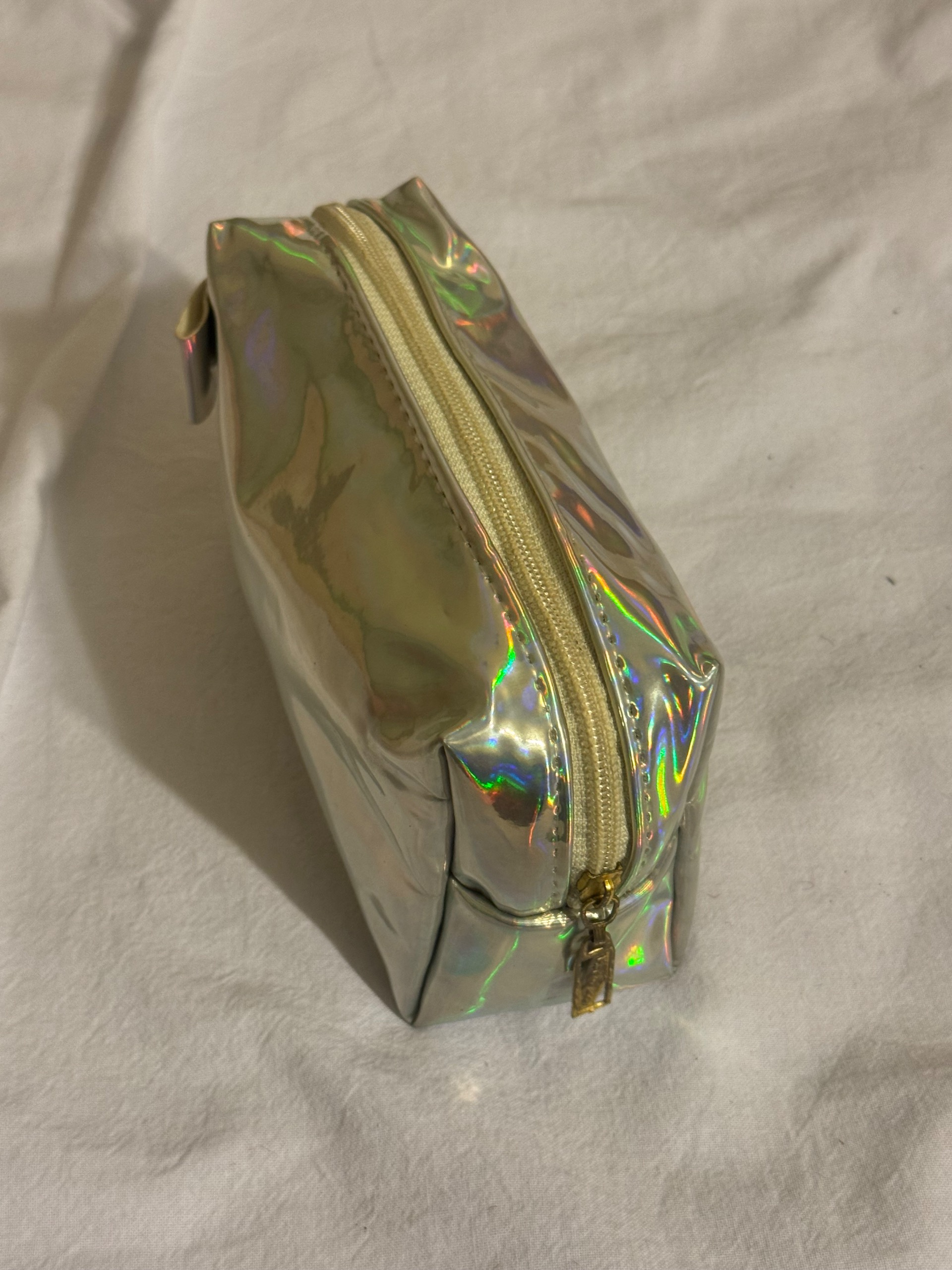 کیف ارایشی/پول هولوگرامی