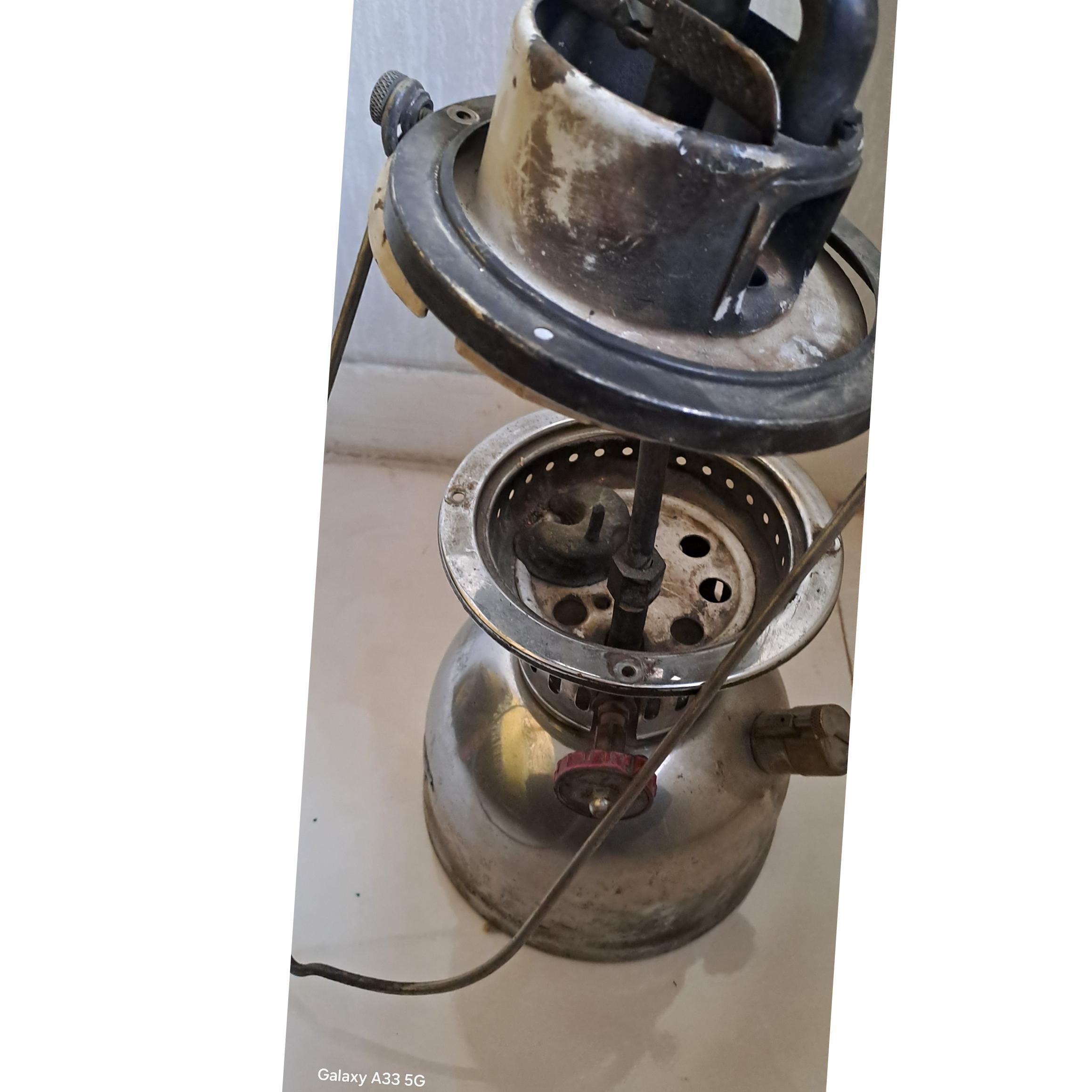 چراغ زنبوری ق