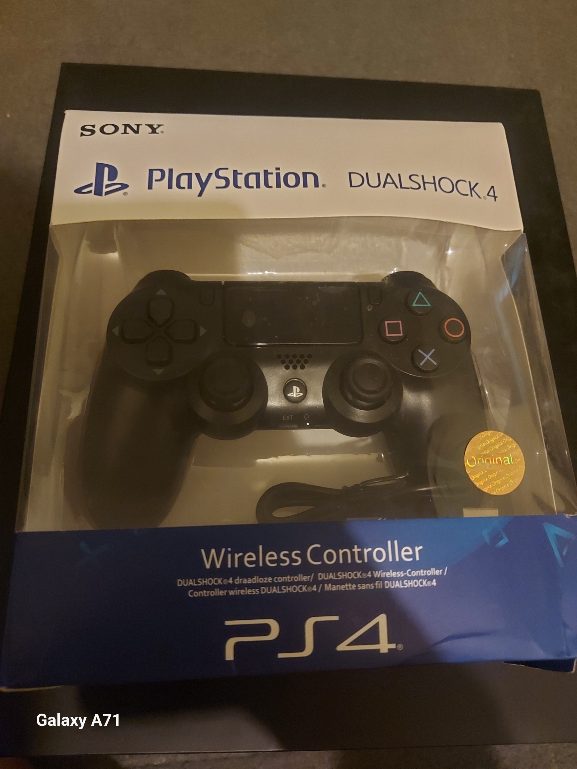دسته بازی ps4