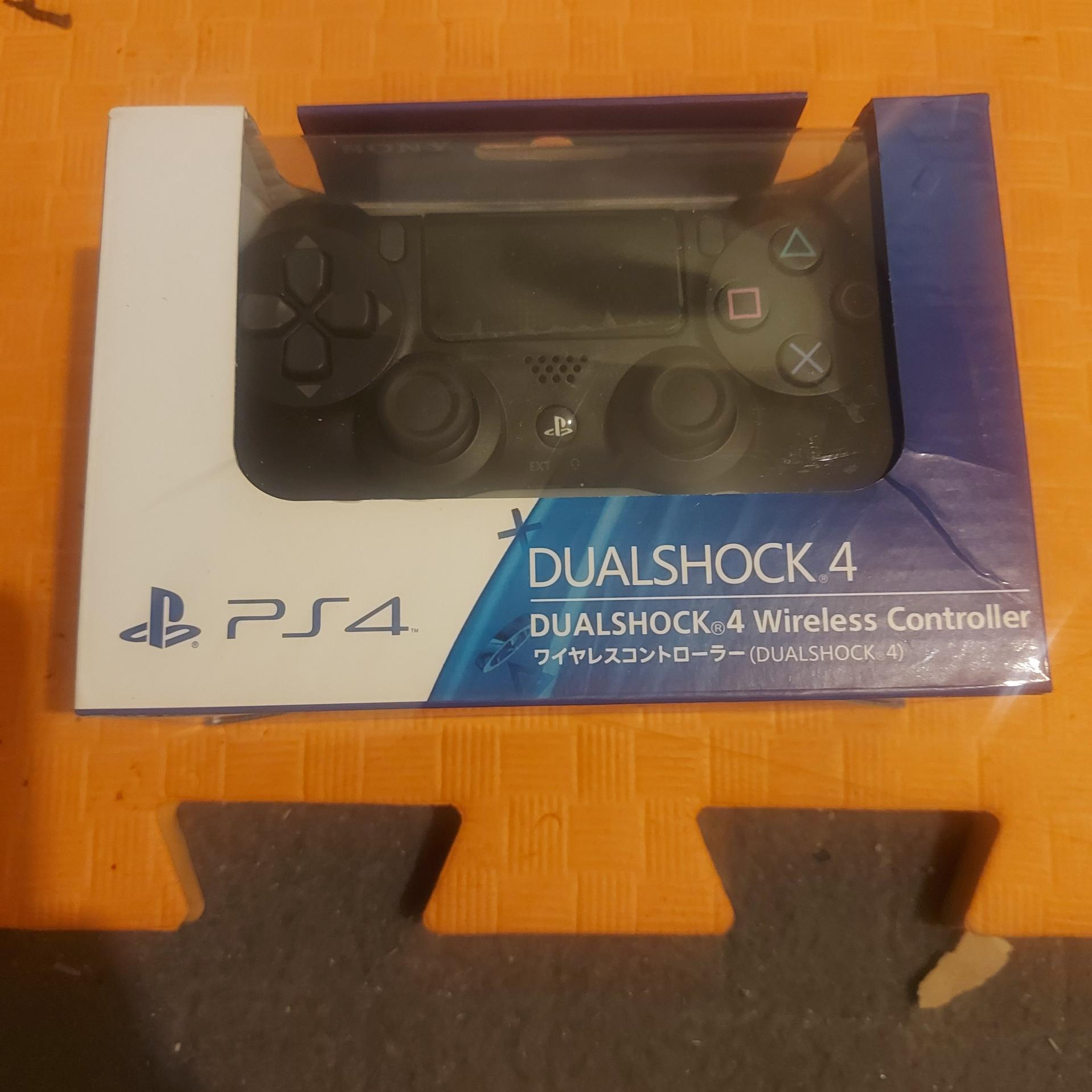 دسته بازی ps4