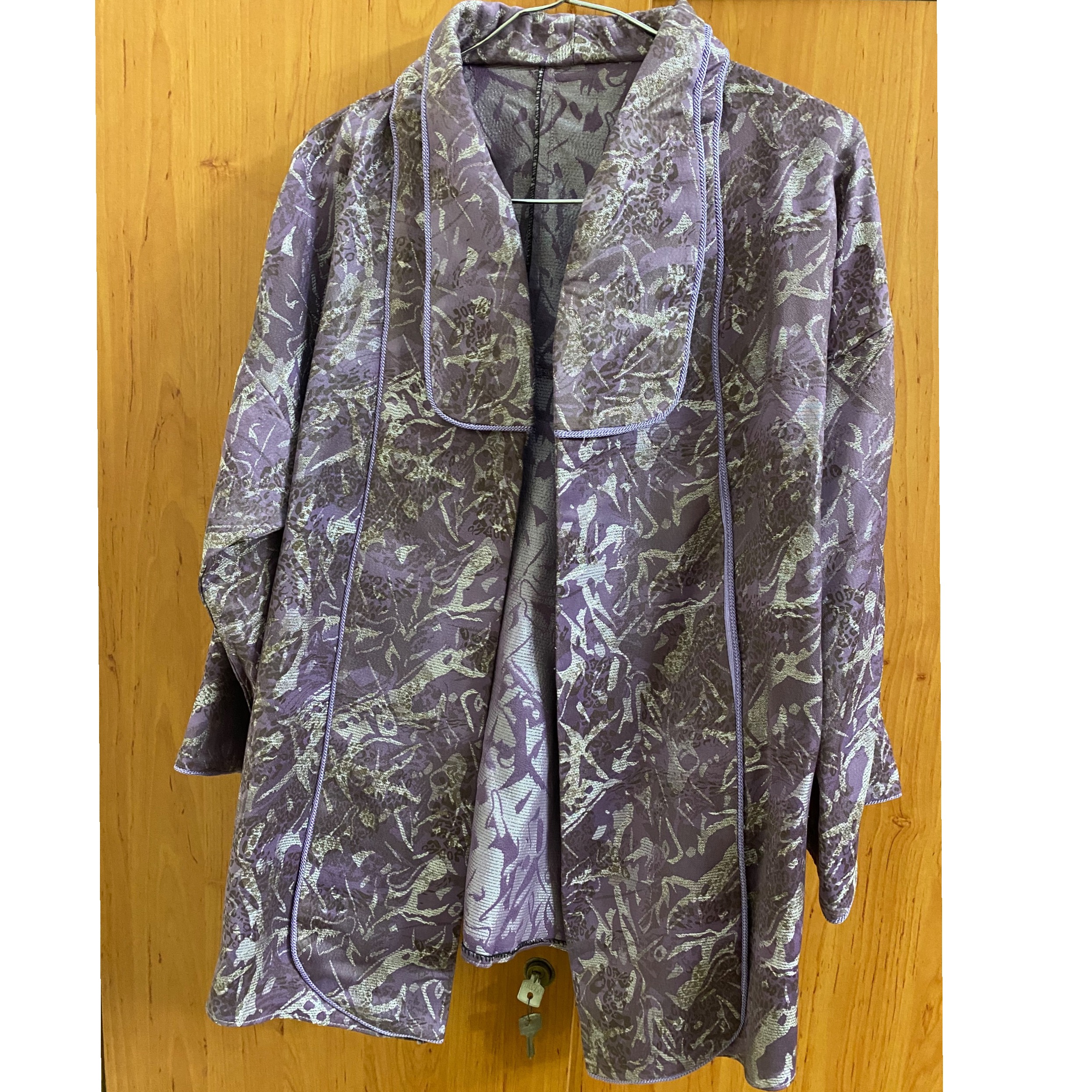 کت زنانه فری سایز طرح خطاطی