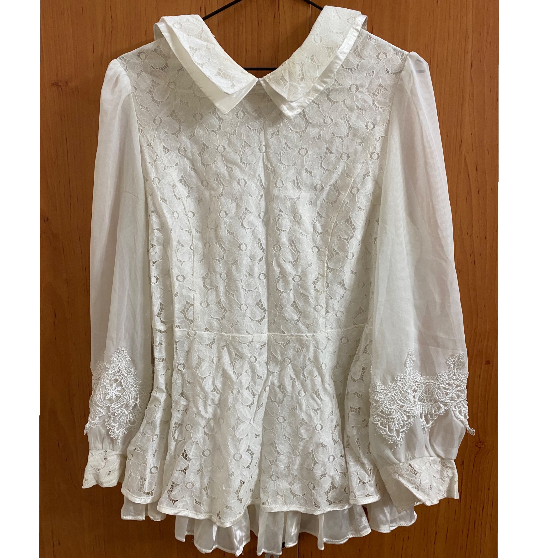 شومیز سفید گیپور