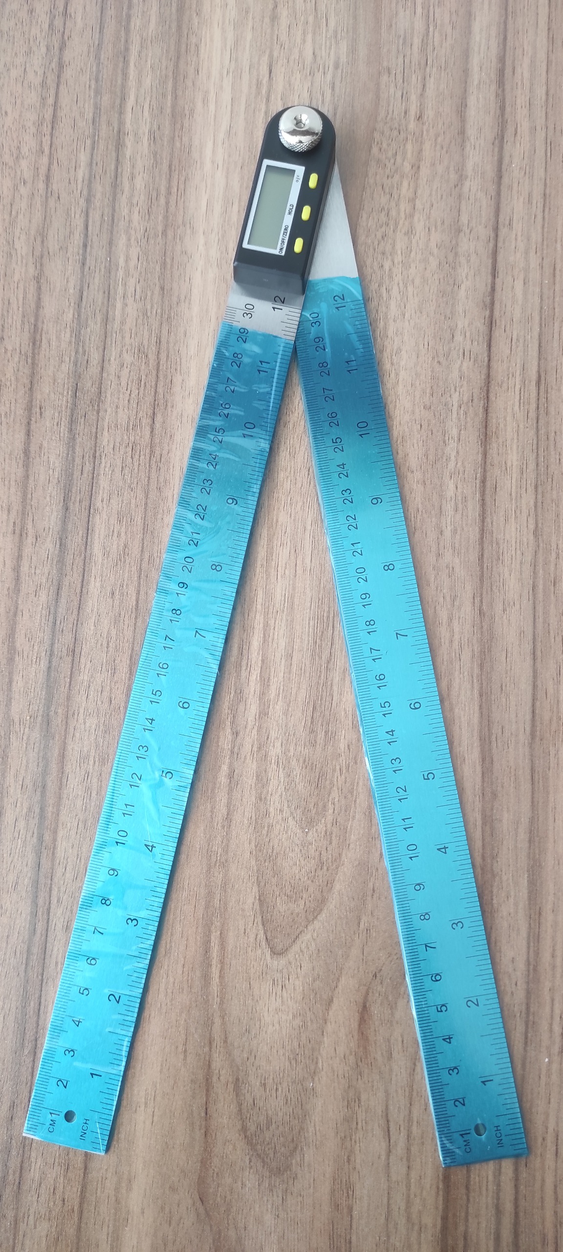 زاویه سنج دیجیتالی