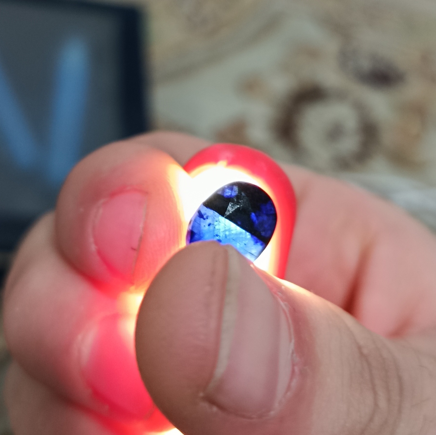 یاقوت کبود معدنی