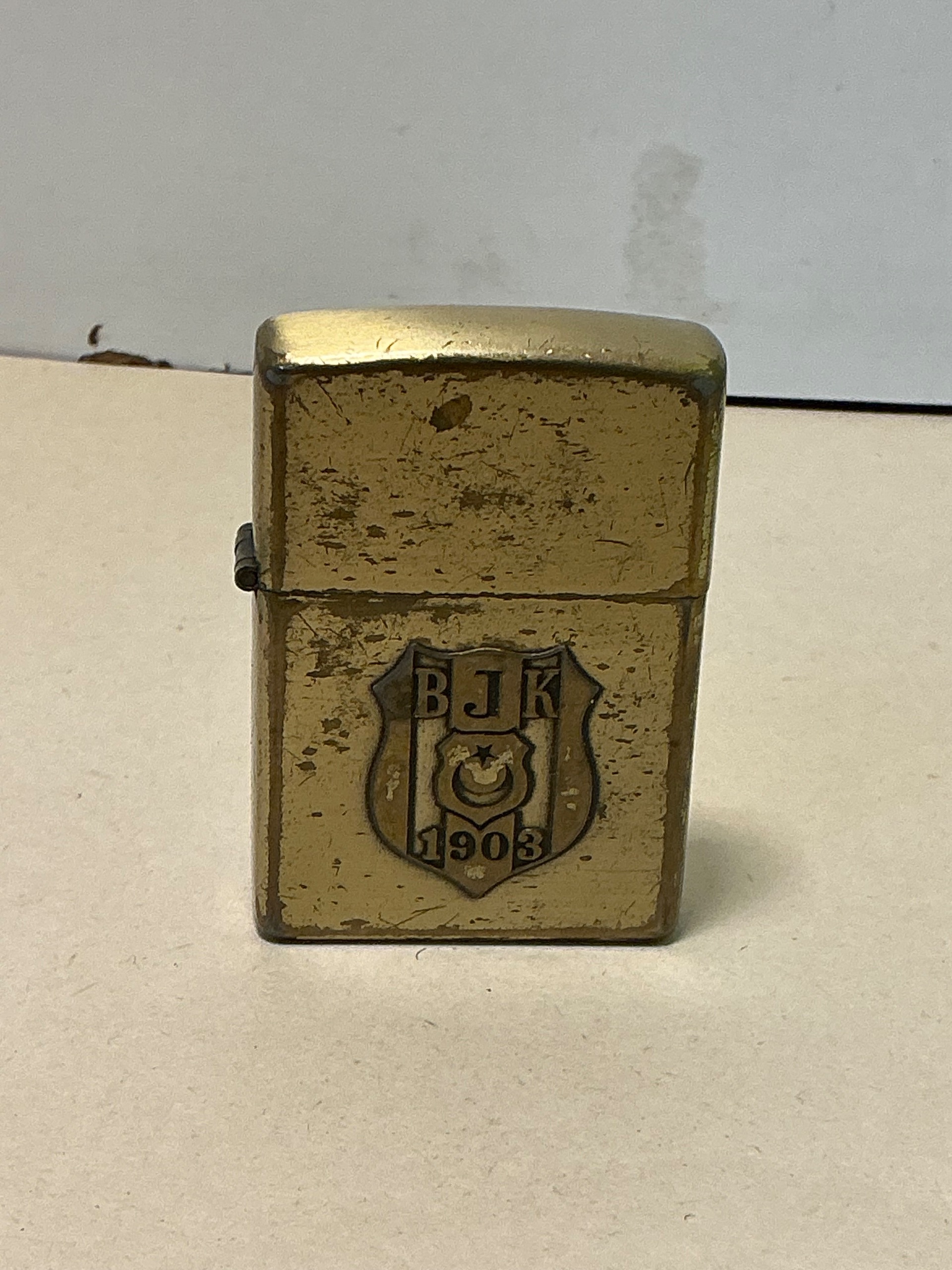 فندک نفتی قدیمی ناسالم