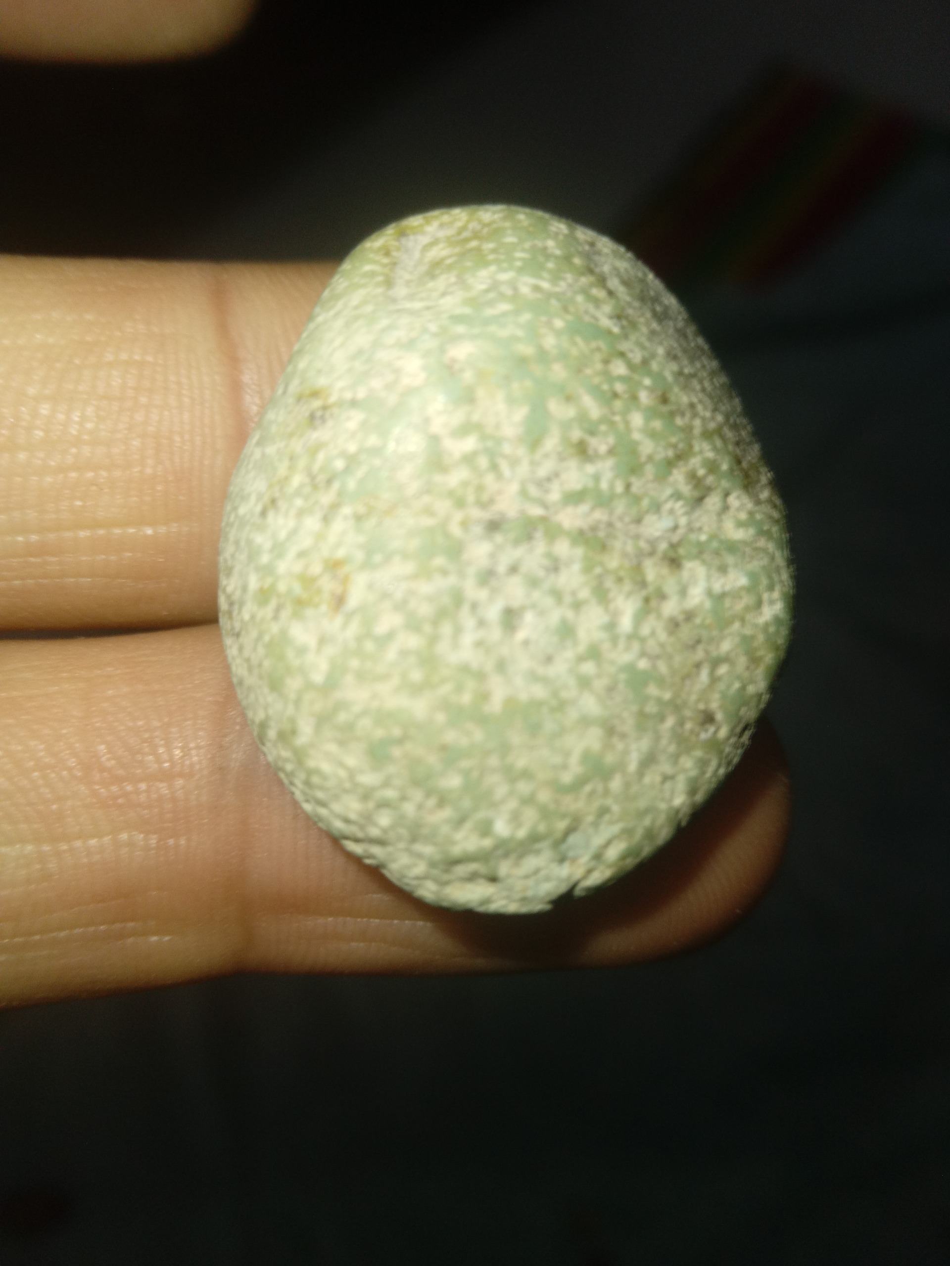 سنگ راف سبز رنگ مشکوک