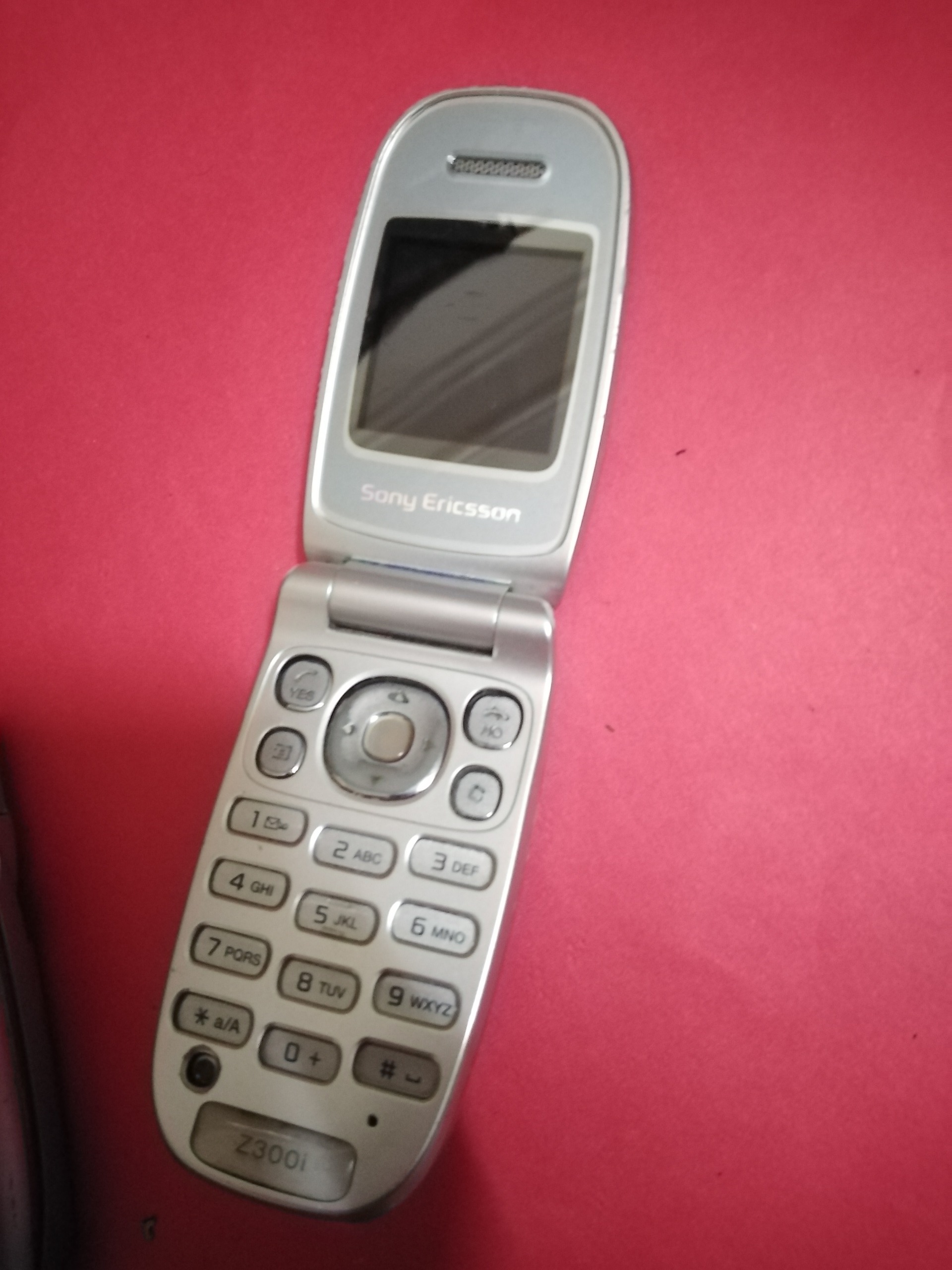 سونی اریکسون z300 السیدی اصلی