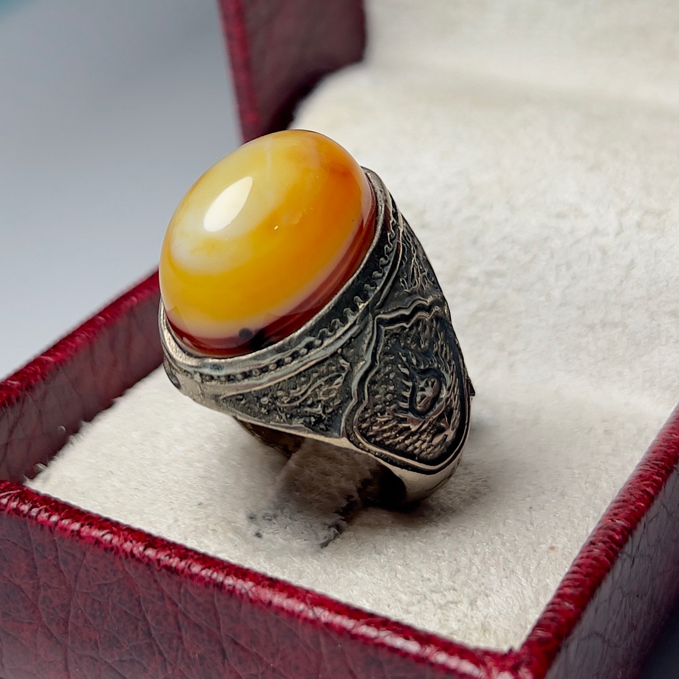 انگشتر بی نظیر نگین پرگاری باباقوری زیبا